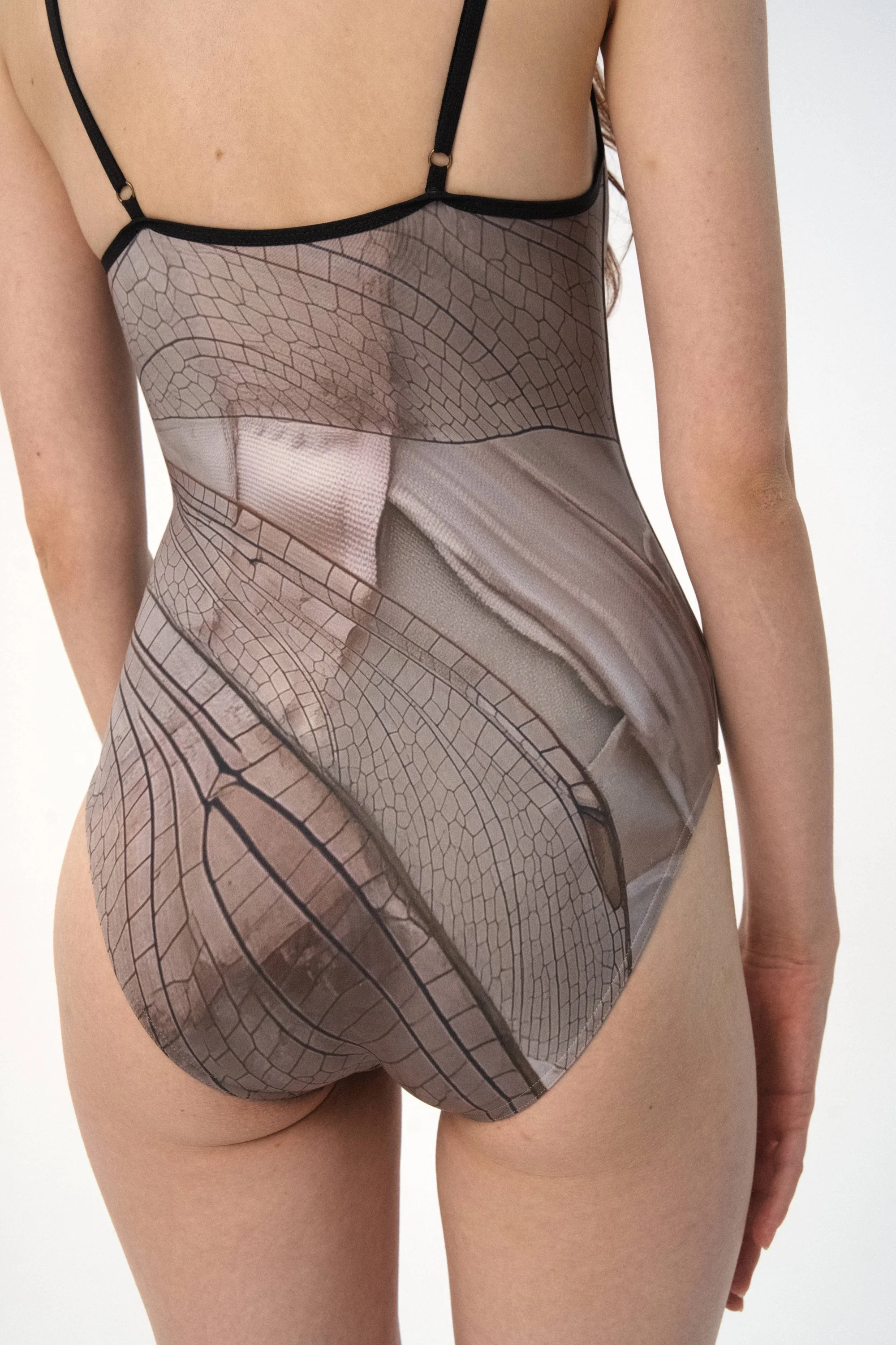 maldire-mayfly-camisole-03.jpg