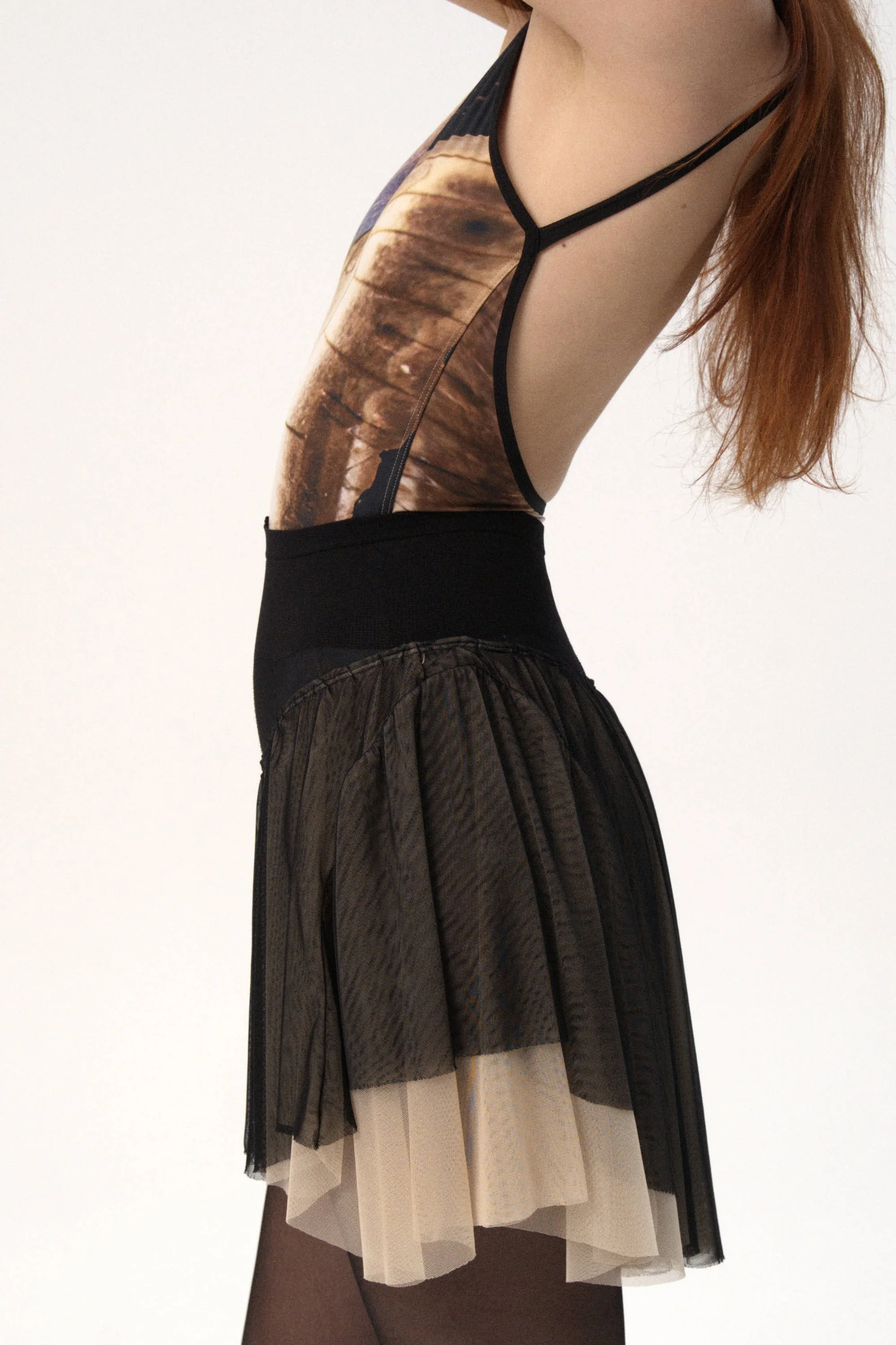 maldire-magpie-pannier-skirt-02.jpg
