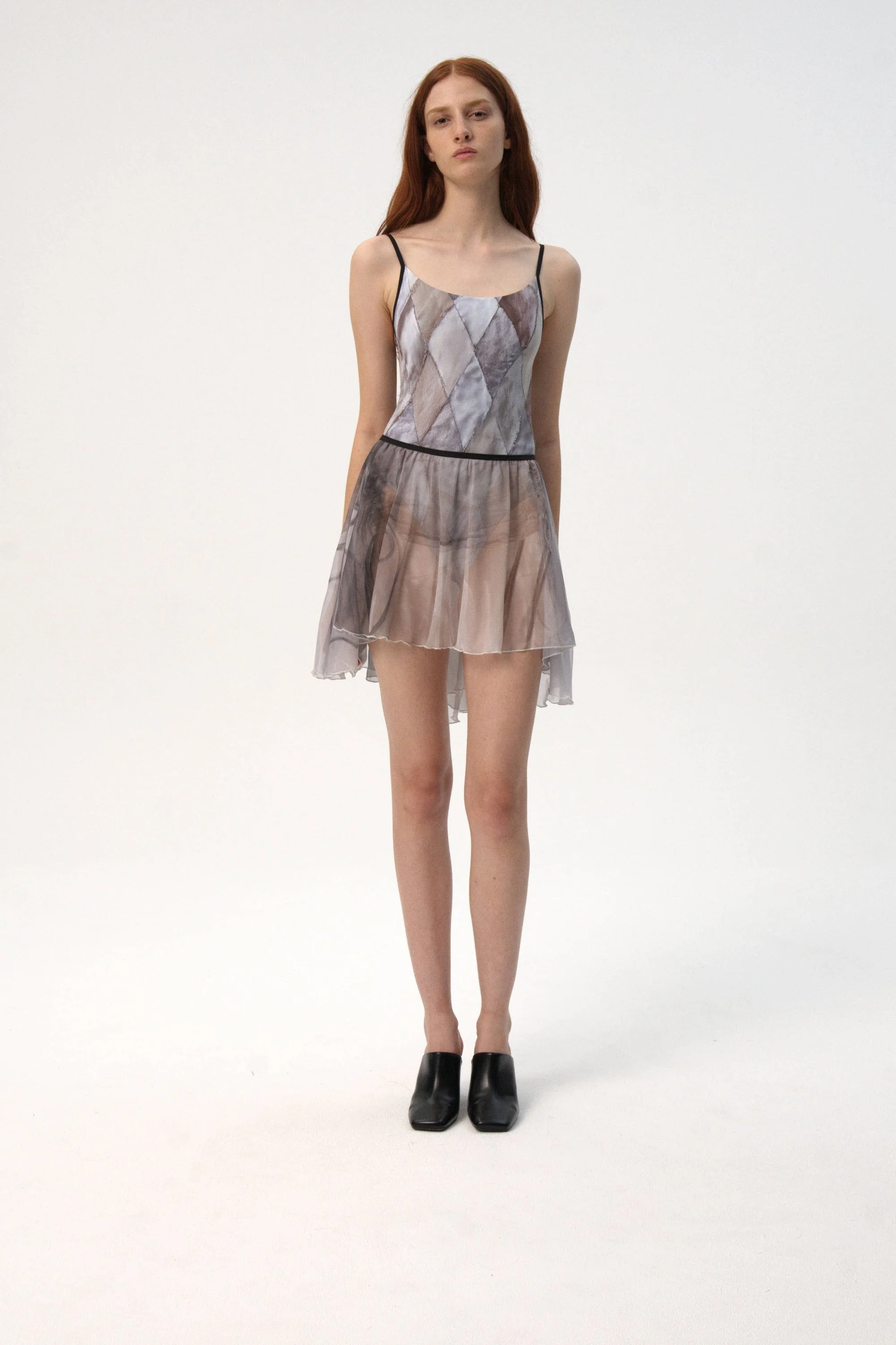 maldire-elvira-short-skirt-03.jpg