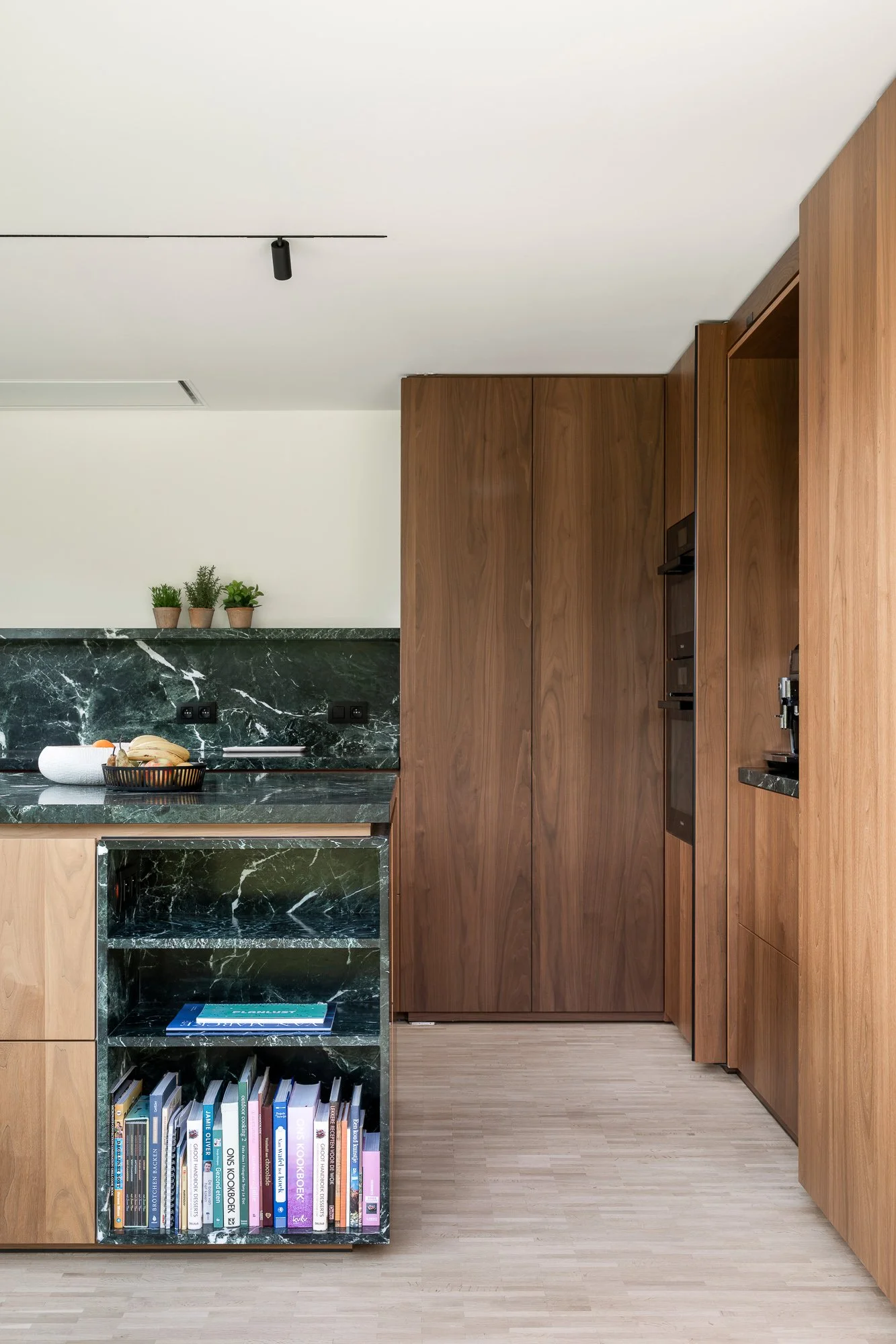 © Jonah Samyn-7209.jpg