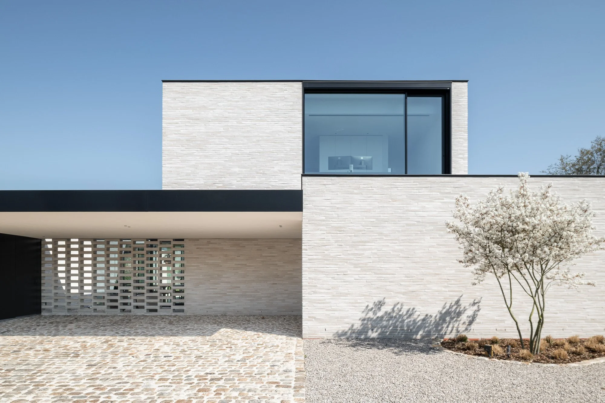 © Jonah Samyn-2116-LR.jpg