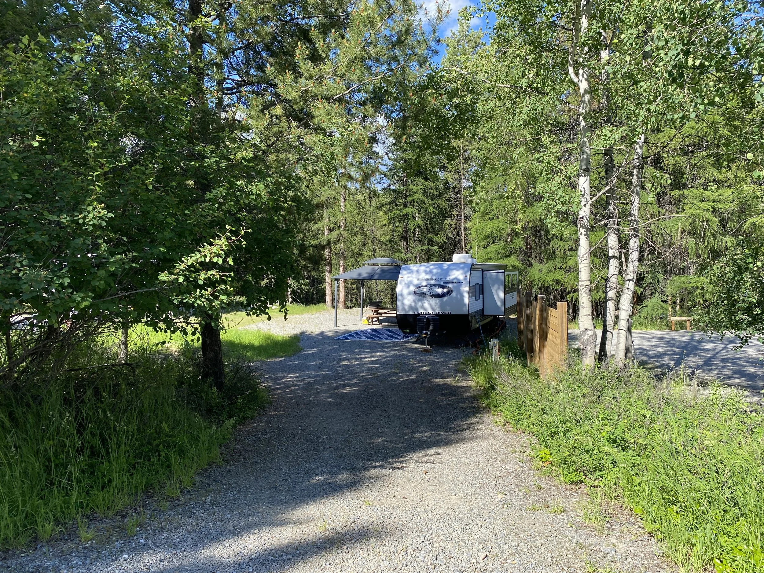 Site 28 - 29' Rental RV