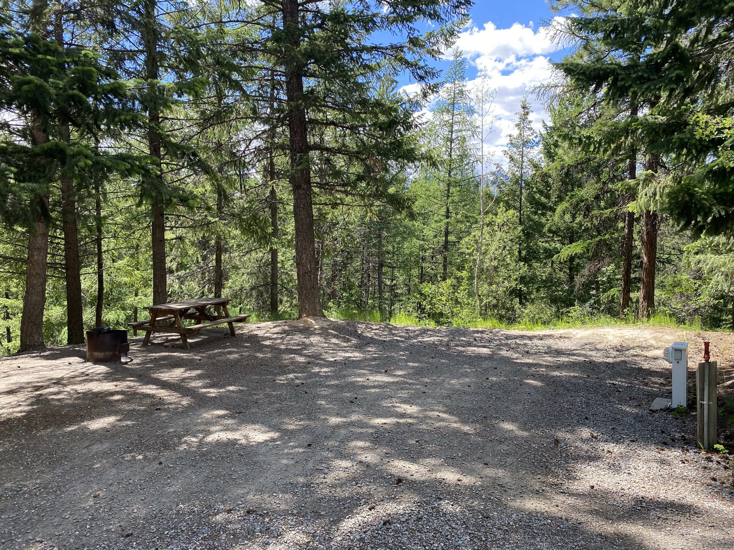 Site 25 - 30' long - 24'-26' wide