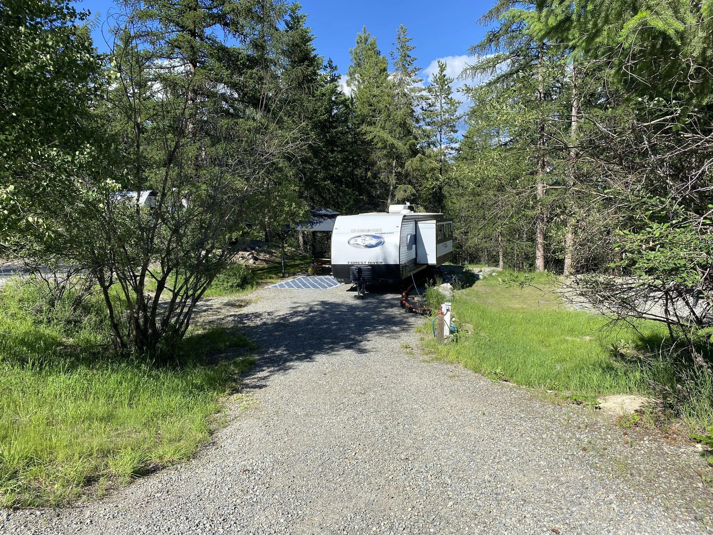 Site 27 - 29' Rental RV