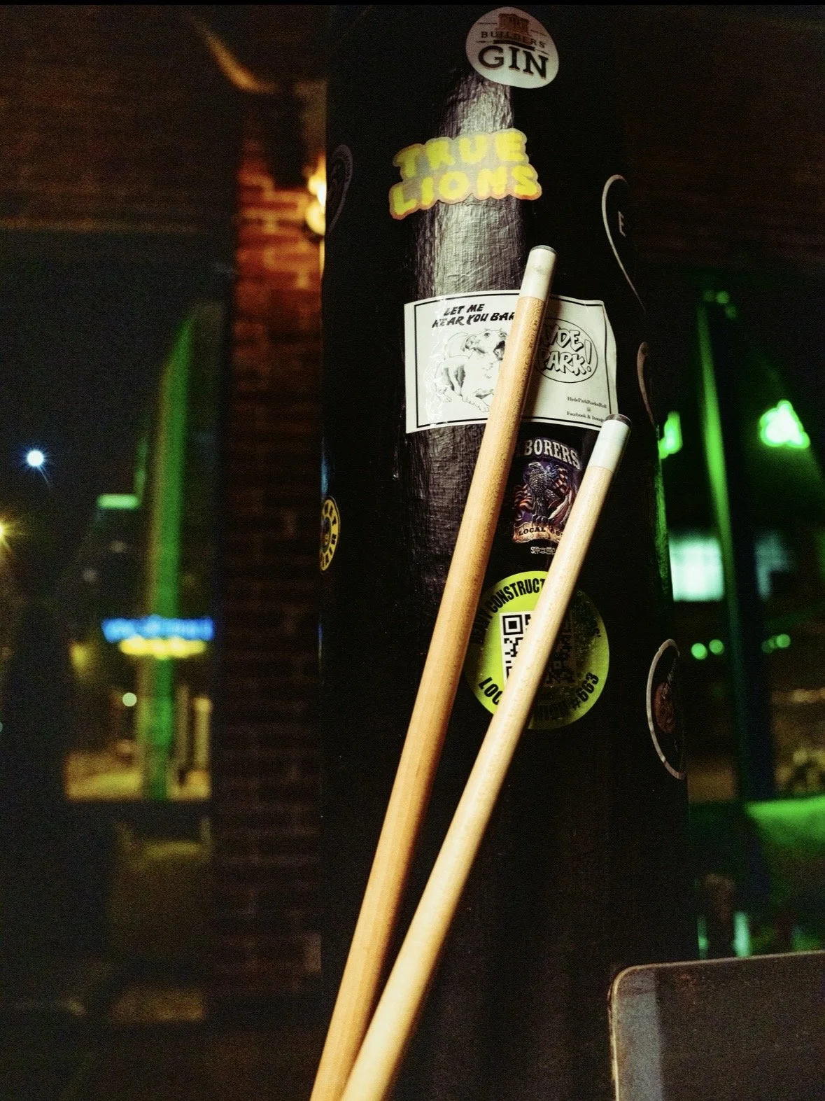 Play pool on 9 ft. Diamonds in Kansas City at Chartreuse Saloon!