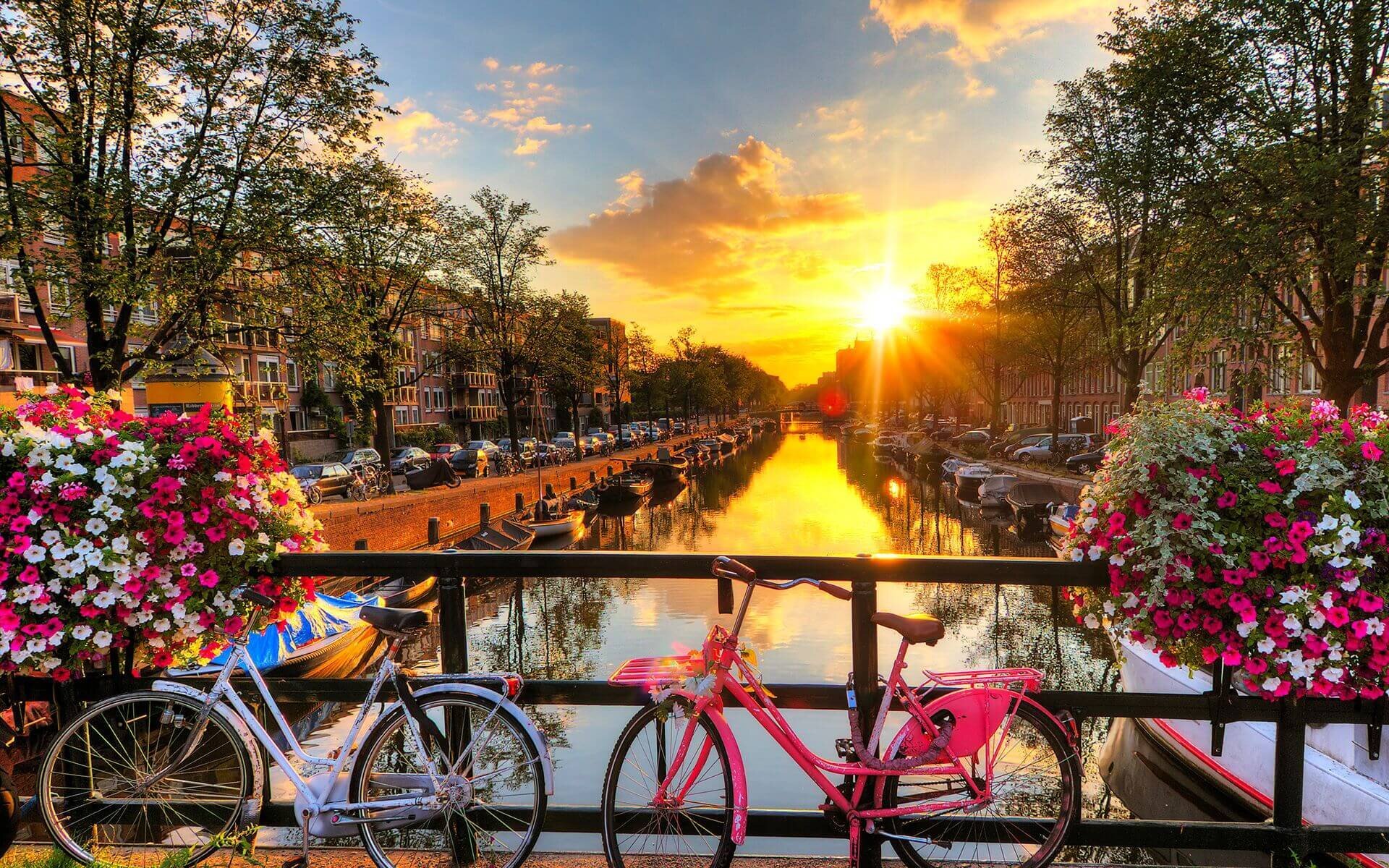 AMSTERDAM+1+.jpg