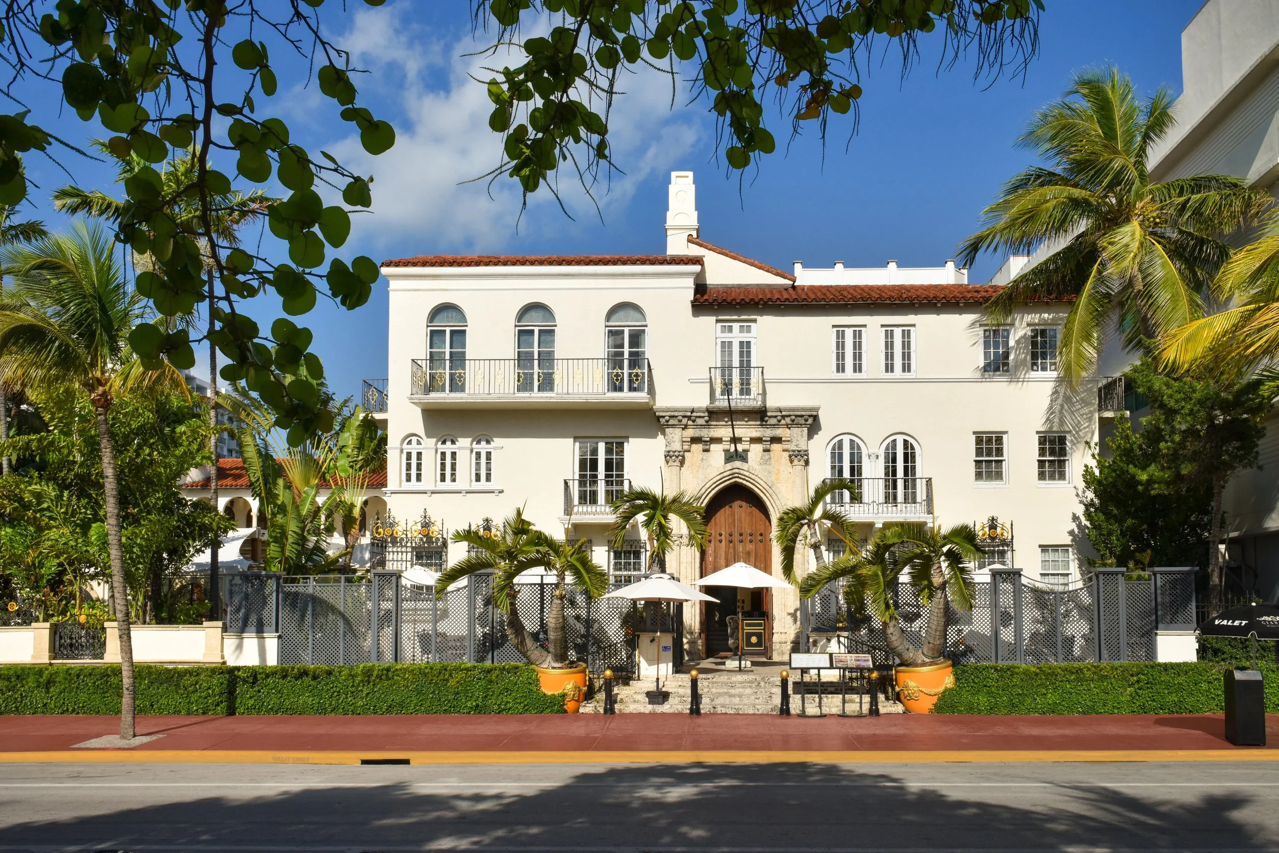 KHaydenVersaceMansionExteriorFront.jpg