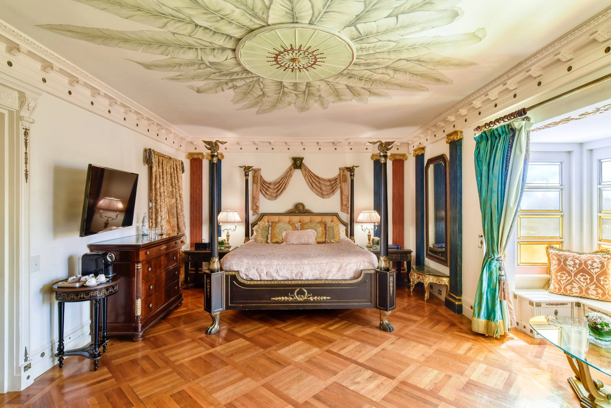 Aurora Bedroom.jpg