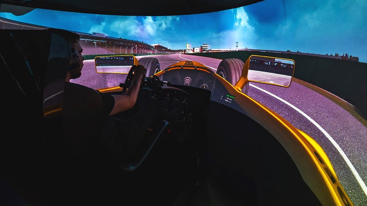 Simulator.jpg