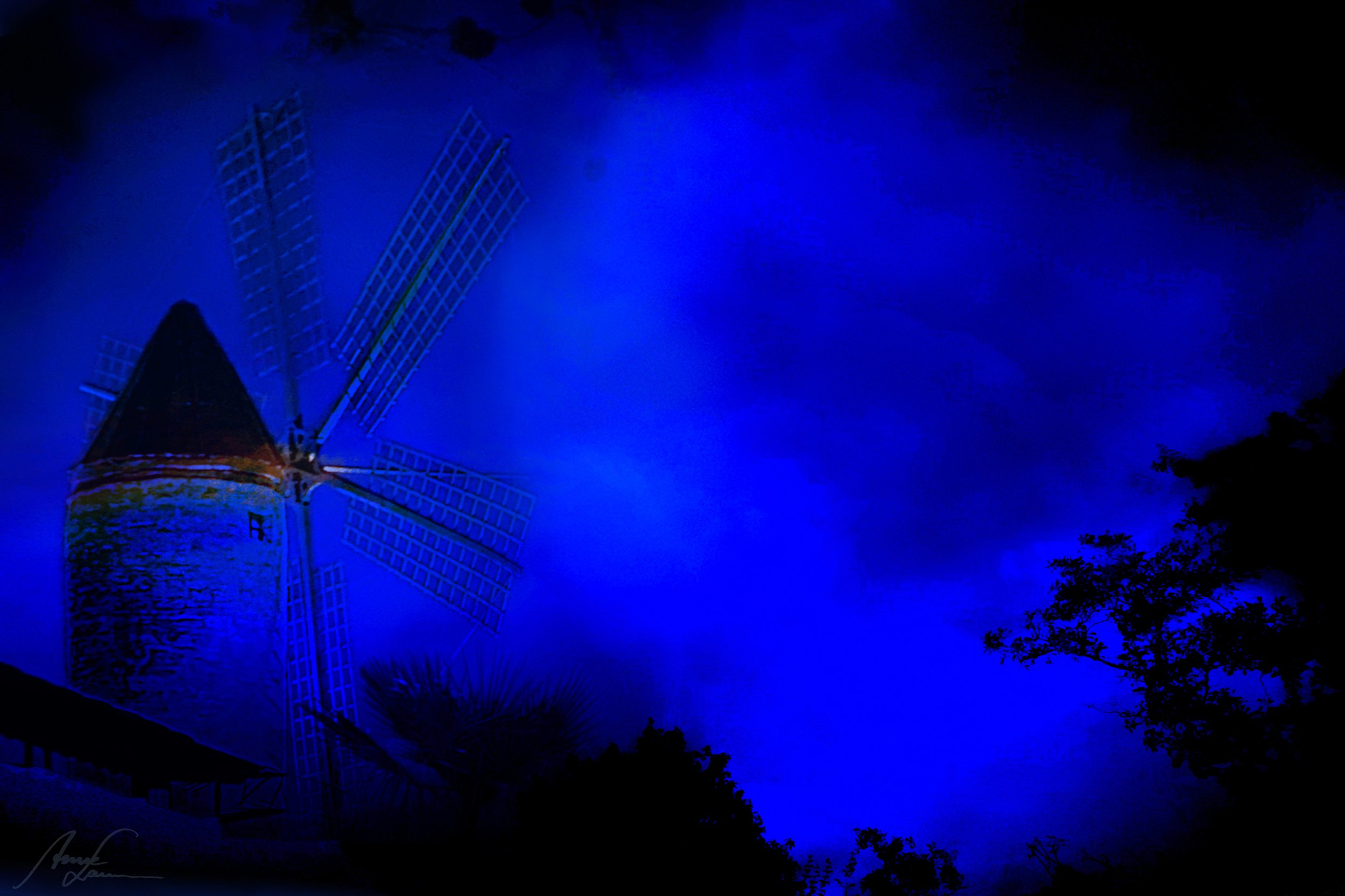 IMG_0016 Blau Olive u Mühle bei Nacht.jpeg
