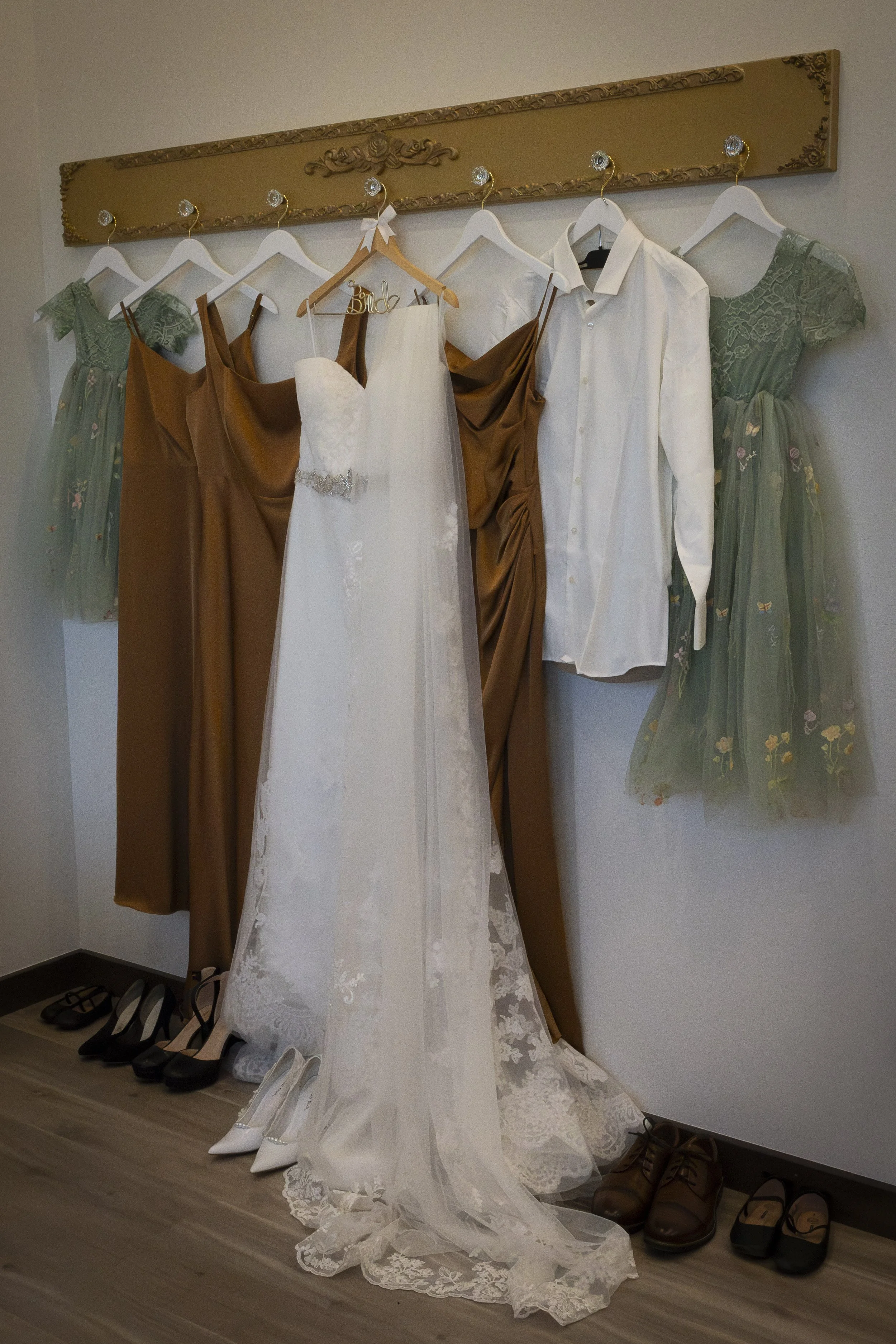 White Knot Barn Brides Dress.jpg