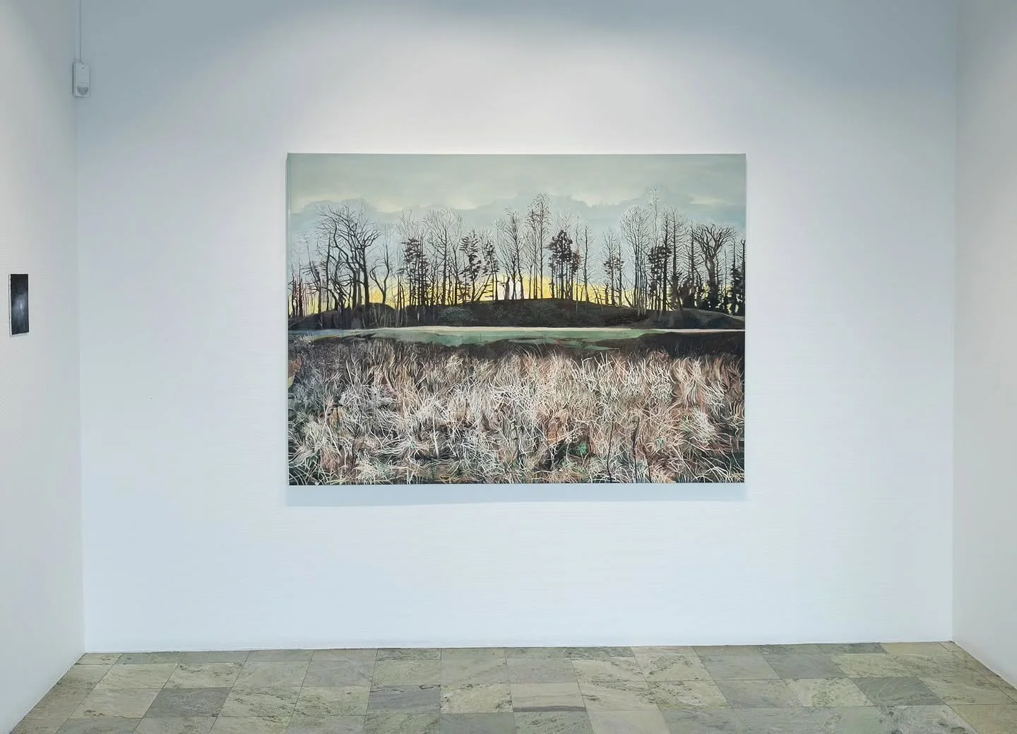 Utst&auml;llning - Isak Anshelm - &quot;Hidden Bloom&quot;

4 oktober&ndash;21 oktober, 2025.

M&aring;lningar:
The danger is still present, in your time, as it was in ours. olja p&aring; duk. (bild 1)
Hidden Bloom I,II,III, tempera (bild 2)
Hidden B