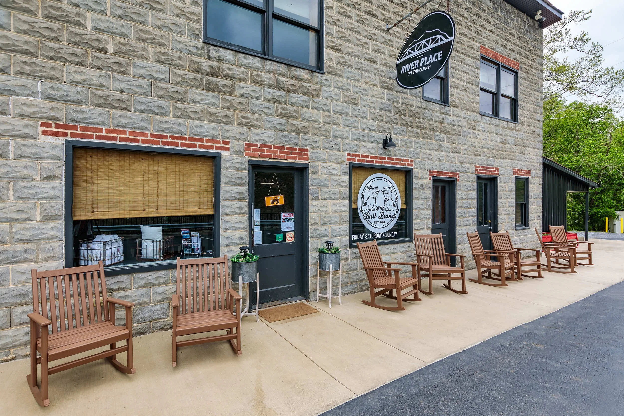 River Place on the Clinch