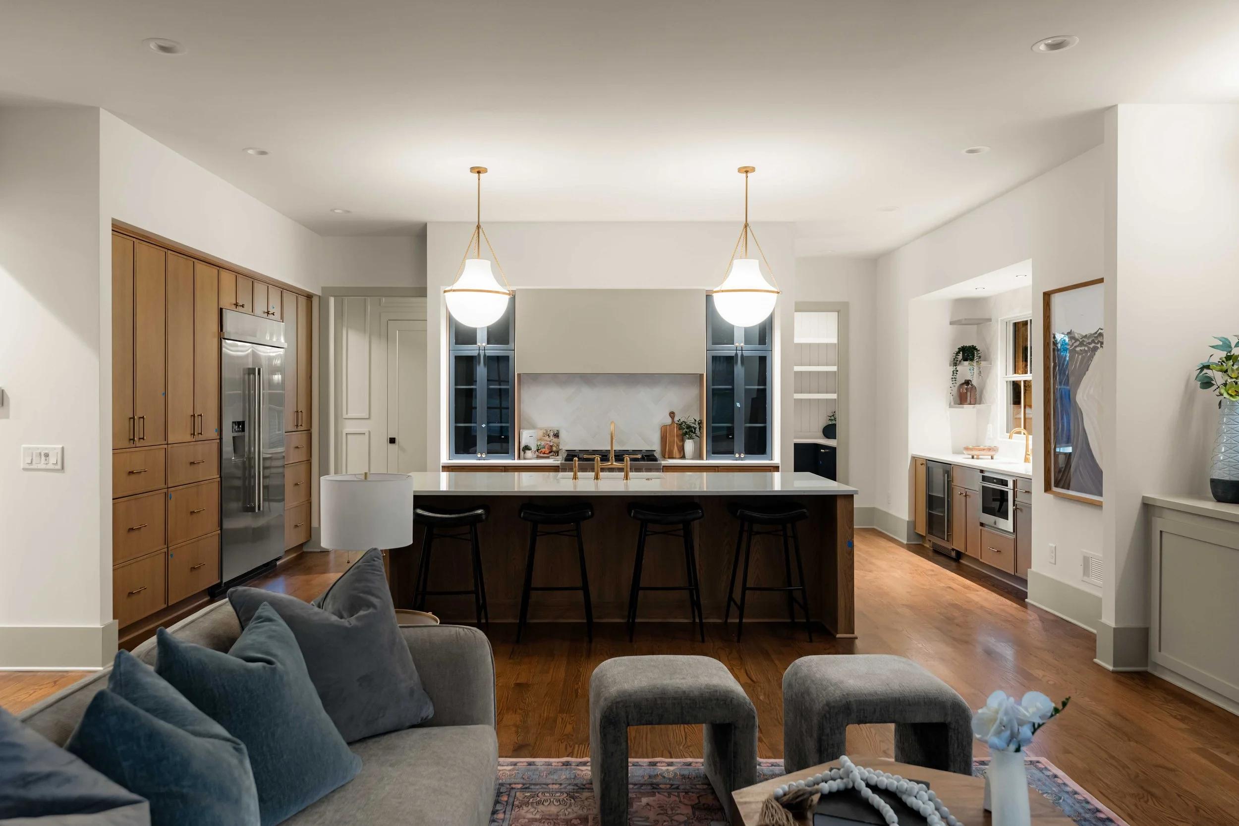 Glendale_1_Exterior and Twilight Shoot-LOW-RES-12.jpg