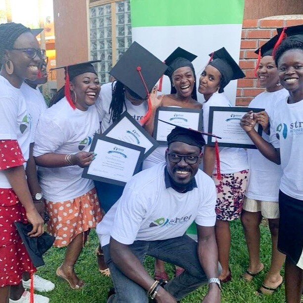 🎉 BIG Congratulations to @tes_drc team Gracy and Nathalie for graduating from @street_business_school in person train the trainers program in Uganda! With what they learned in this transformative program they'll be supporting girls and mentors in #G