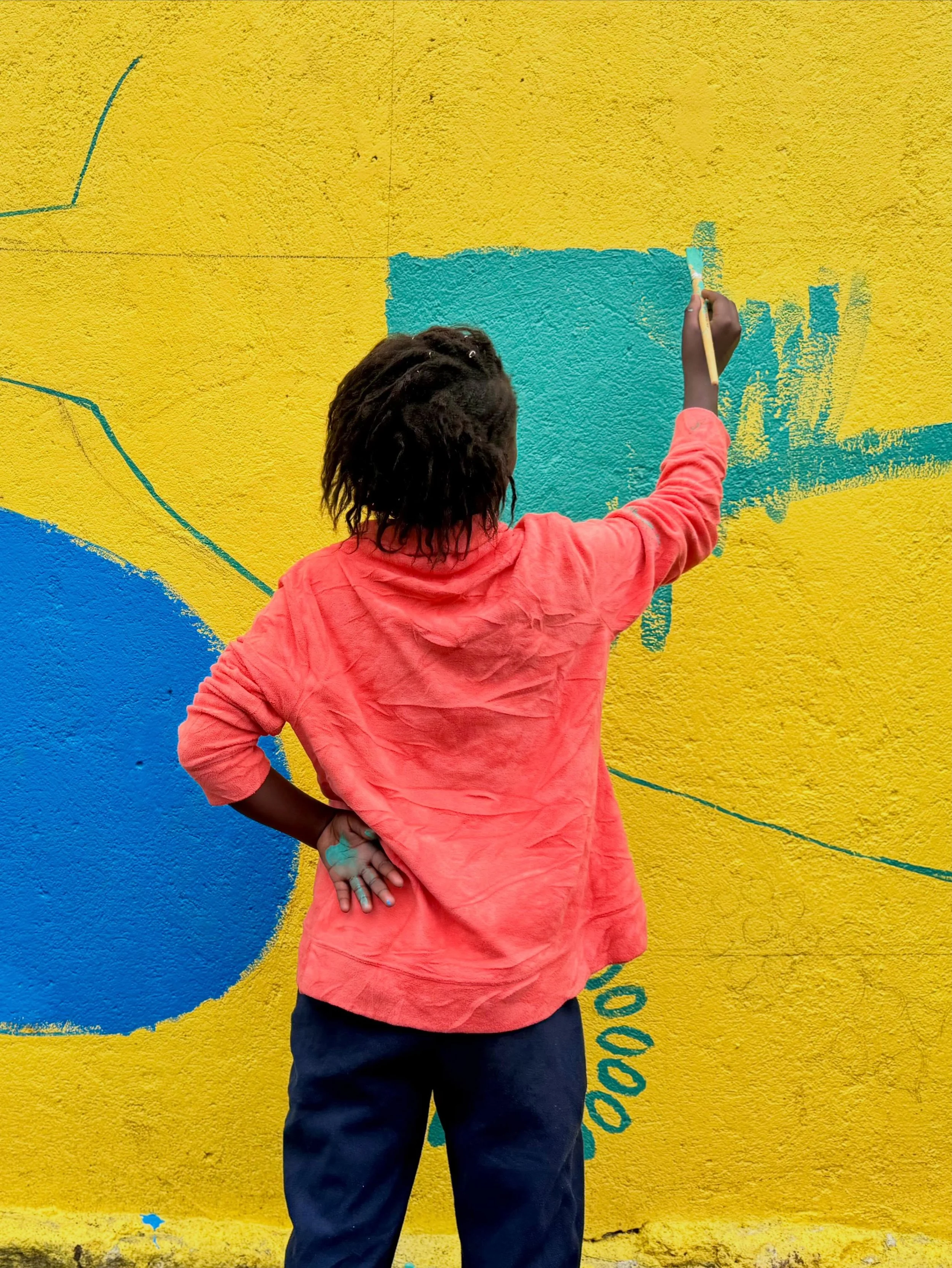 During a session with the p&eacute;pini&egrave;res (our youngest cohort of girls), they shared what they believe are the root causes of problems they see in their community, as well as what the solutions are. Mentors were impressed by the expertise, 
