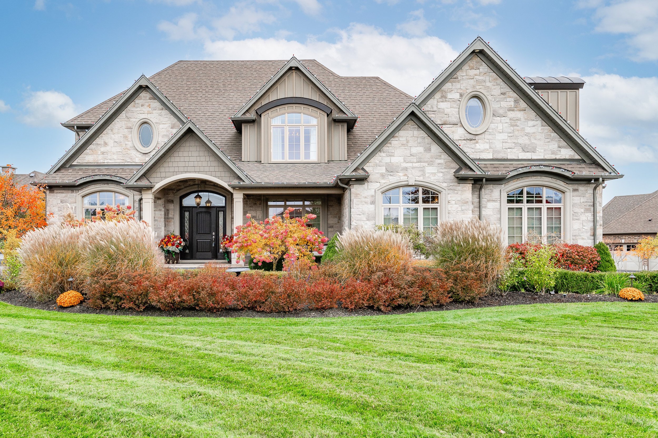 Thinking of Selling This Fall? Here’s What You Must Know!
