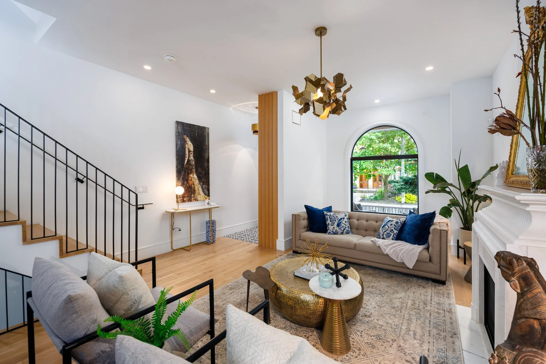274 Carlton St - MLS-13.jpg