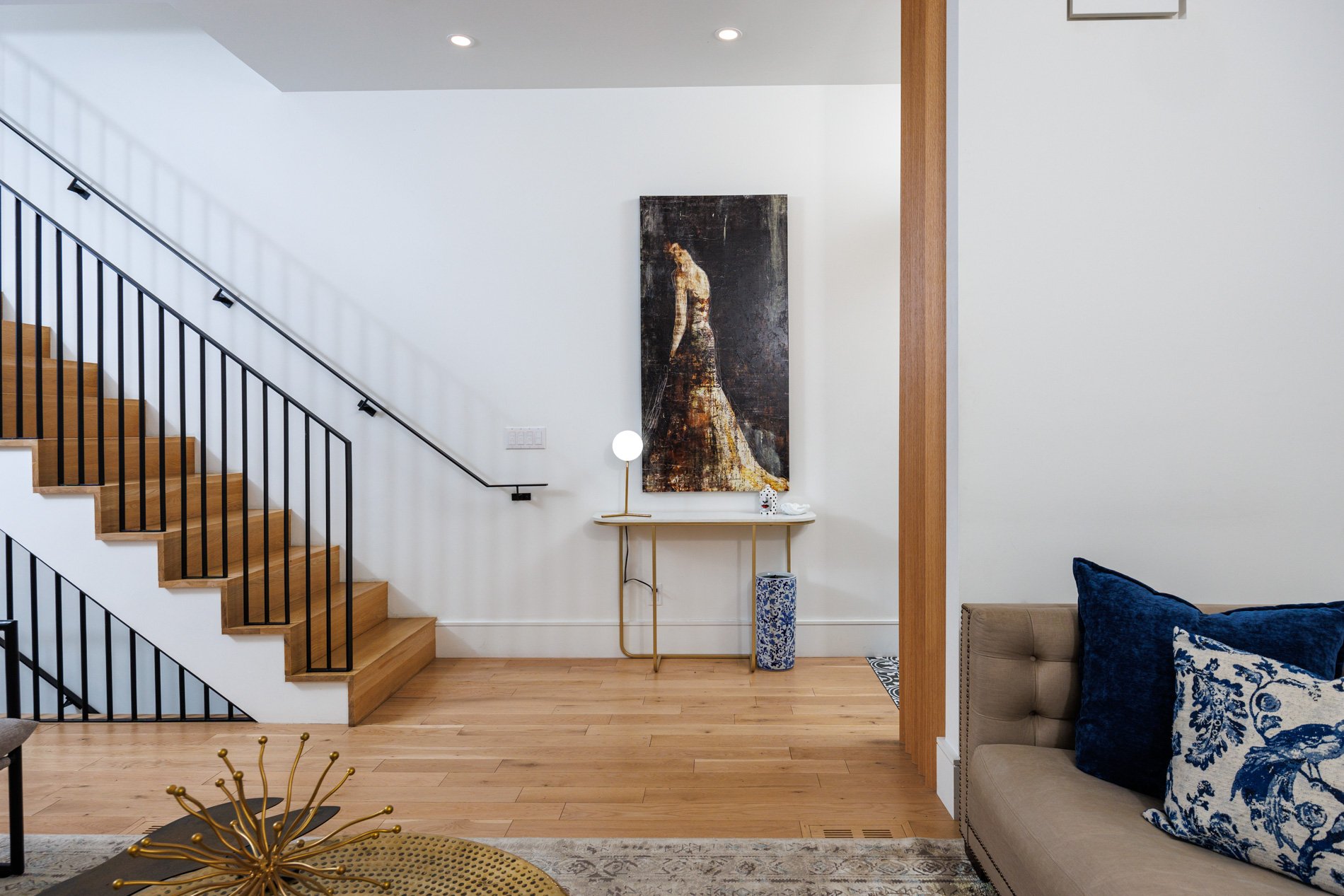 274 Carlton St - MLS-9.jpg