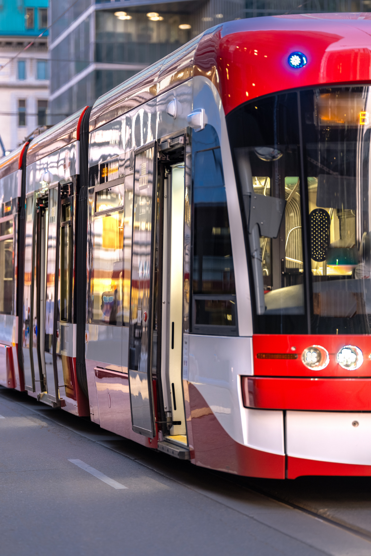 TTC Streetcar going through Chaplin Estates Neighbourhood