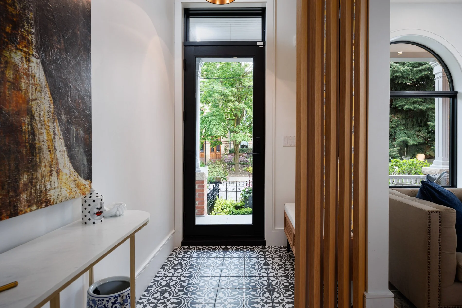 274 Carlton St - MLS-7.jpg