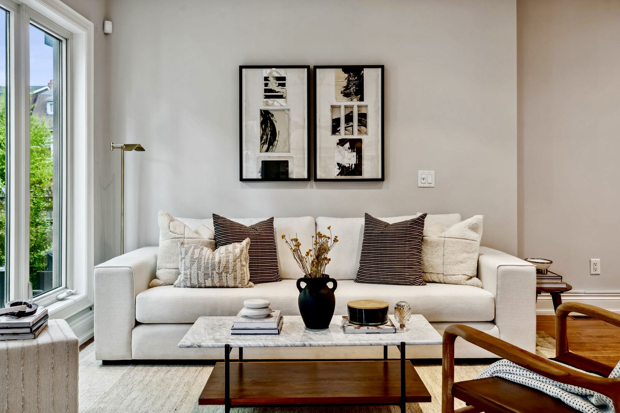 FamilyRoom.jpeg