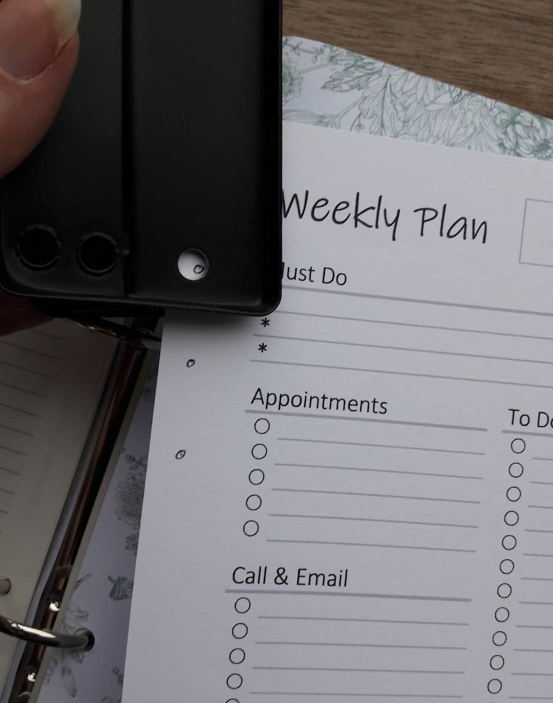 Simple 2-hole punch filing system