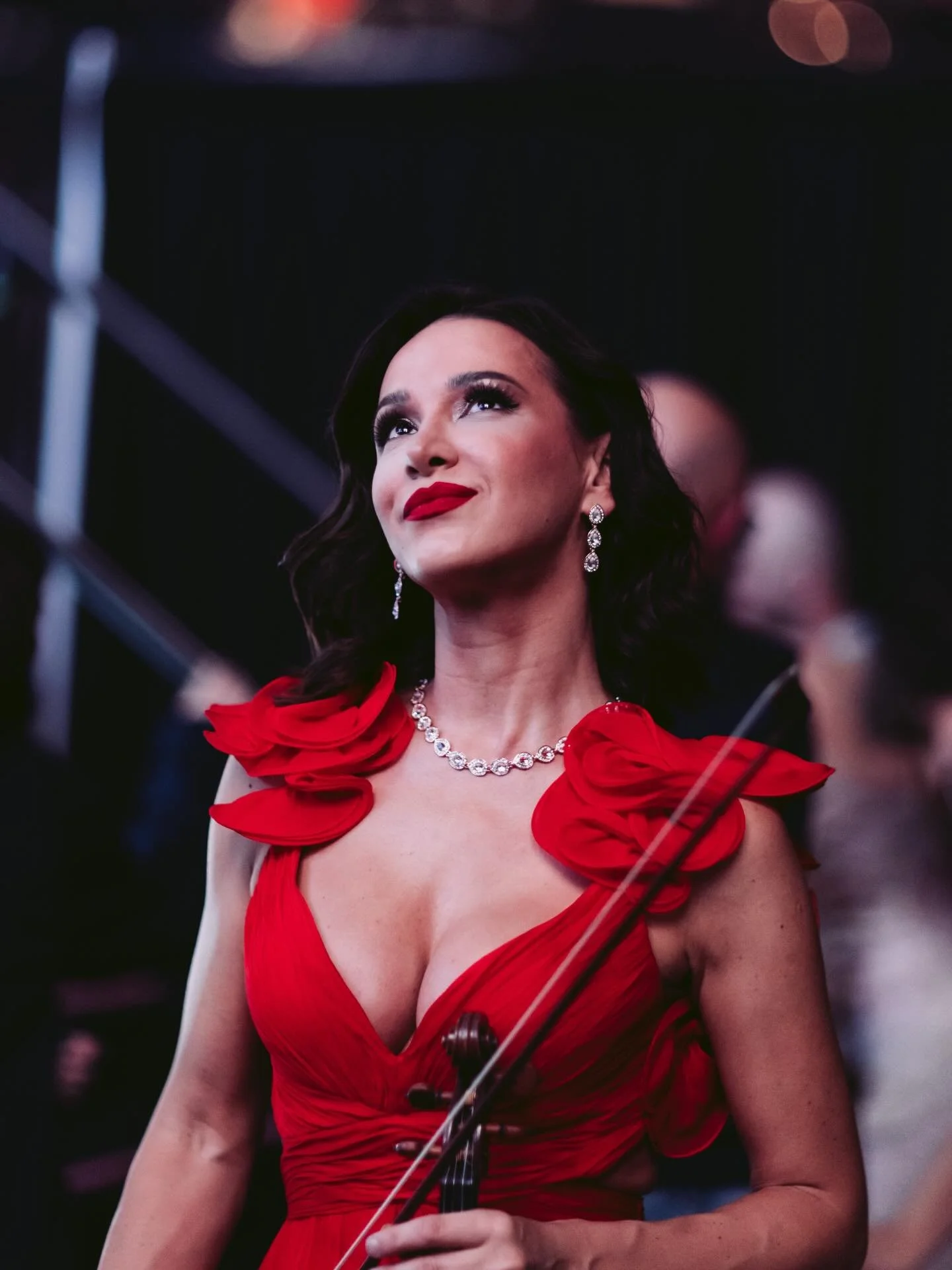 Incredibly grateful for all the amazing memories I made this past month on tour with @andreabocelliofficial ! 

I will share more soon&hellip;but now, I&rsquo;m flying home for Christmas 🎄 

Love, 
Rusanda 

Photo by @lucarossettiph