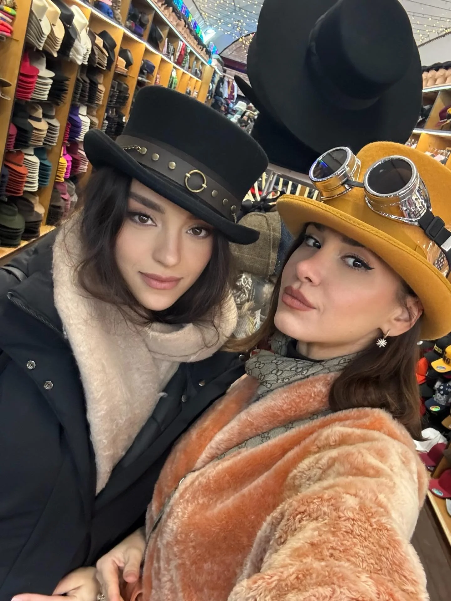 A great time in London with friends ❤️ 
Opera, dinners, quality time, many walks and more music !