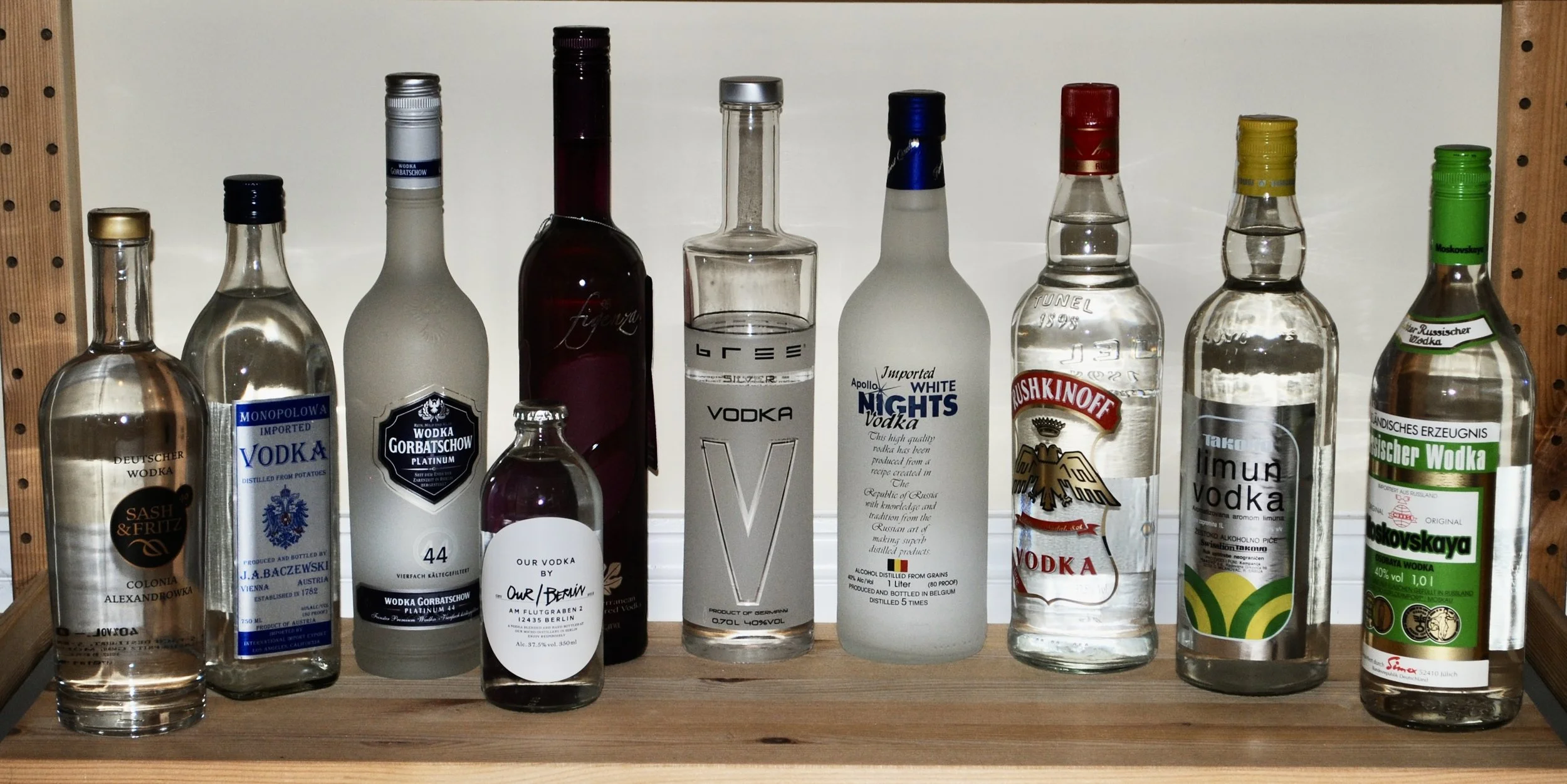 Sash & Fritz 
Monopolowa, 
Wodka Gorbatschow, 
Our Vodka, 
Figenza, 
Bree Silver, 
Apollo White Nights, 
Rushkinoff, 
Takovo – limun, 
Moskovskaya 