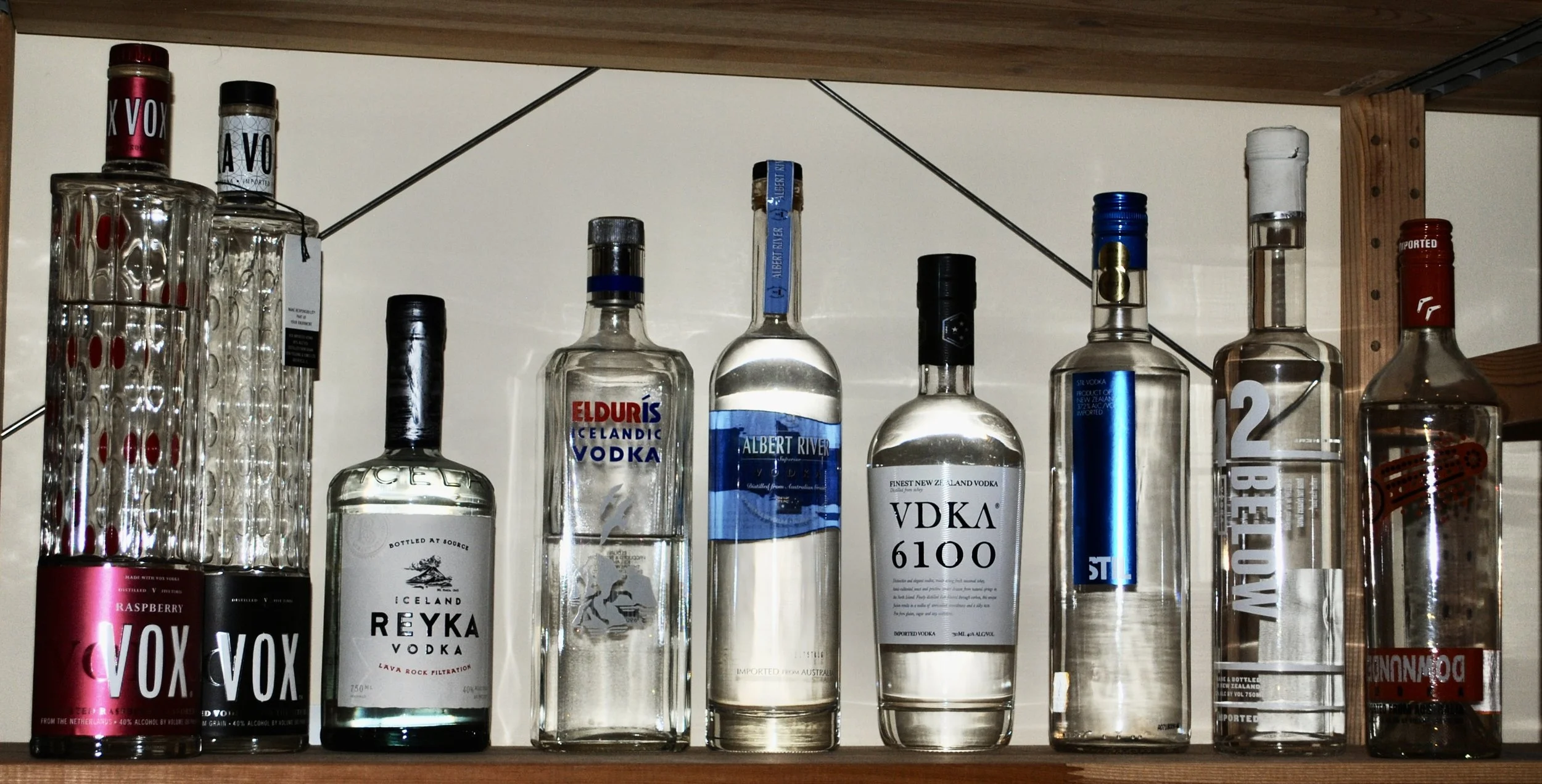 Vox – raspberry, 
Vox, 
Reyka, 
Elduris, 
Albert River, 
Vdka 6100,
Stil, 
42 Below, 
Downunder 