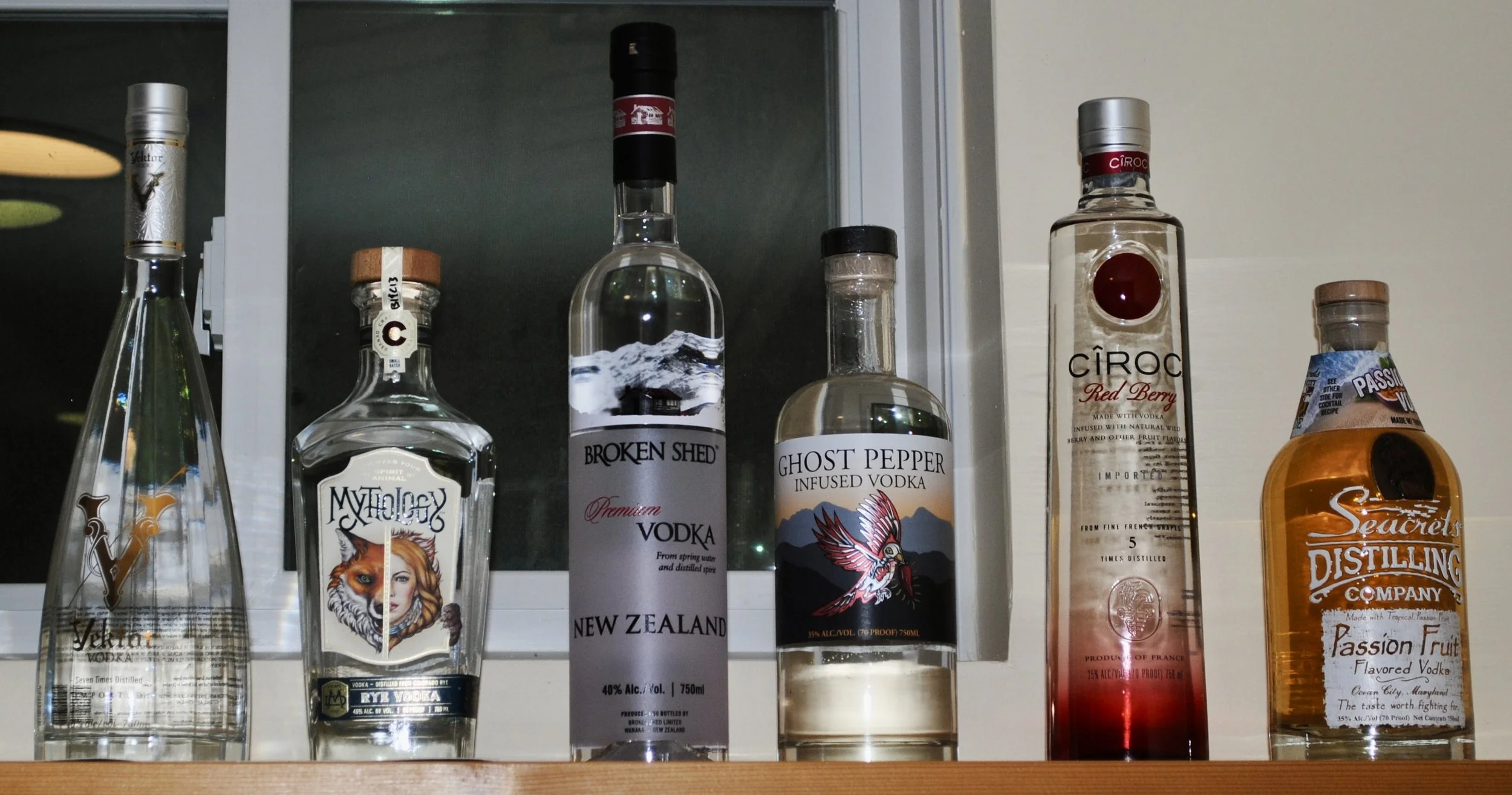 Thorn, 
Vector, 
Mythology, 
Broken Shed, 
Ghost Pepper, 
Ciroc – red berry, 
Seacrets – passion fruit 