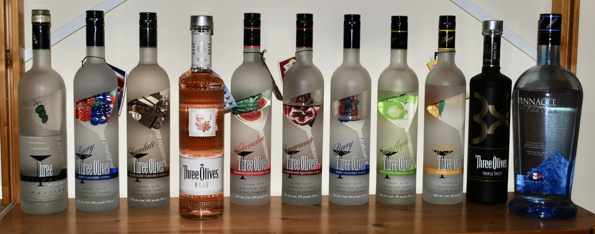 Three Olives, 
Three Olives – berry, 
Three Olives – chocolate, 
Three Olives – rose, 
Three Olives – watermelon, 
Three Olives – pomegranate, 
Three Olives – green apple, 
Three Olives – mango, 
Three olives – triple shot, 
Pinnacle 