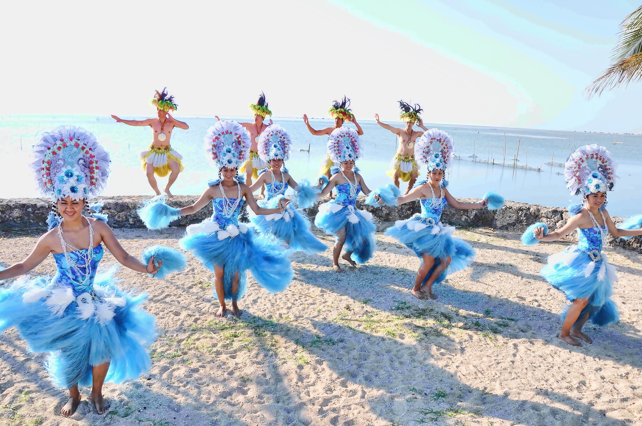 Polynesian_Dancers.jpg