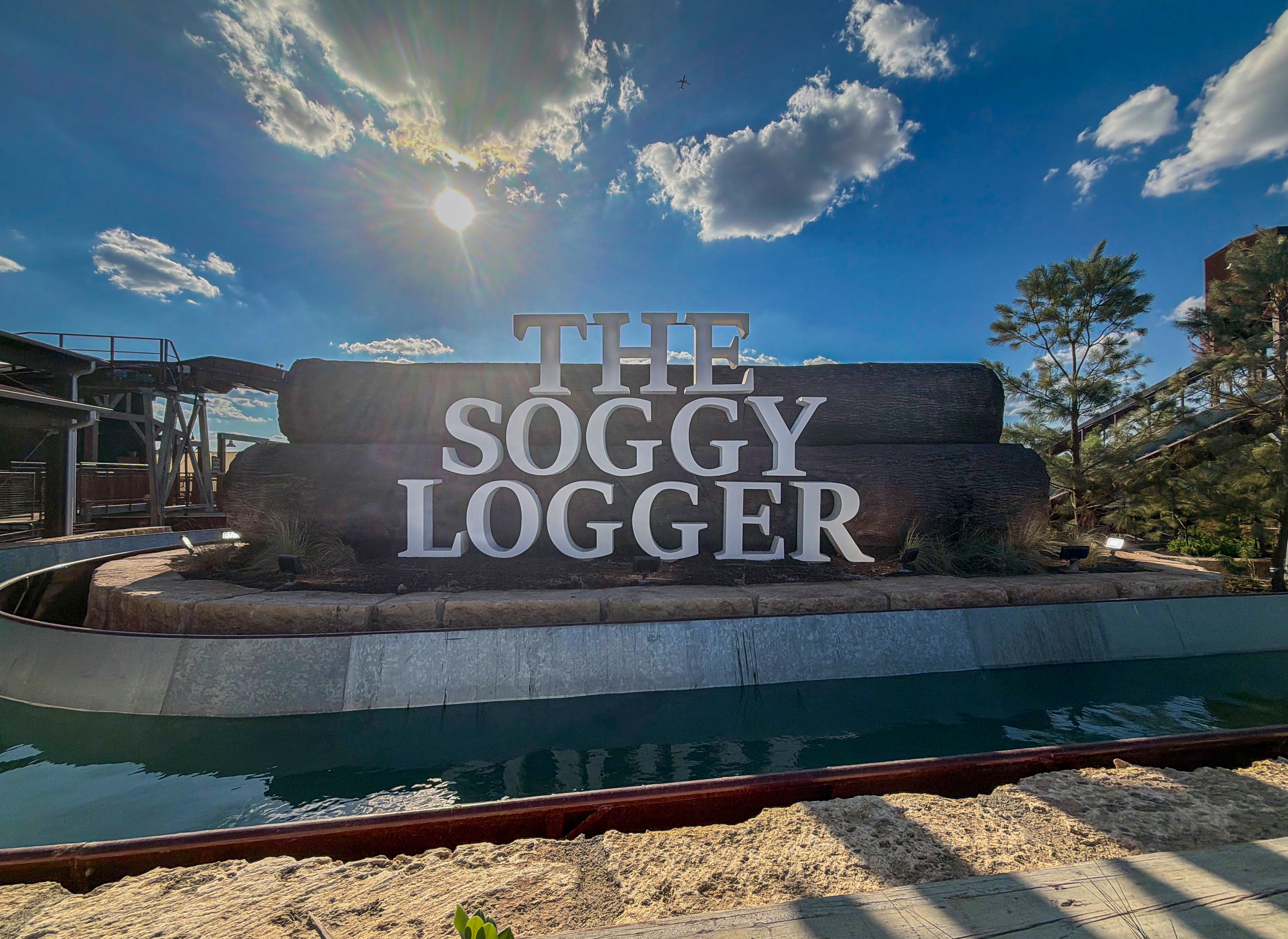 The-Soggy-Logger-Sign-Color-Correct.png