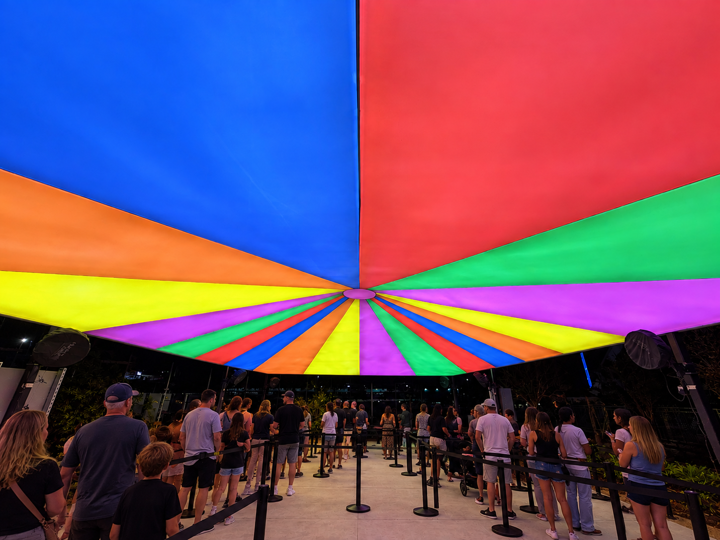 Ferris-Wheel-Lit-AI-People.png