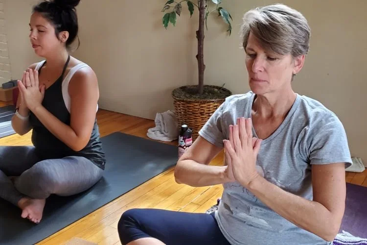 Community Class: Meditation mantra &amp; Pranayama