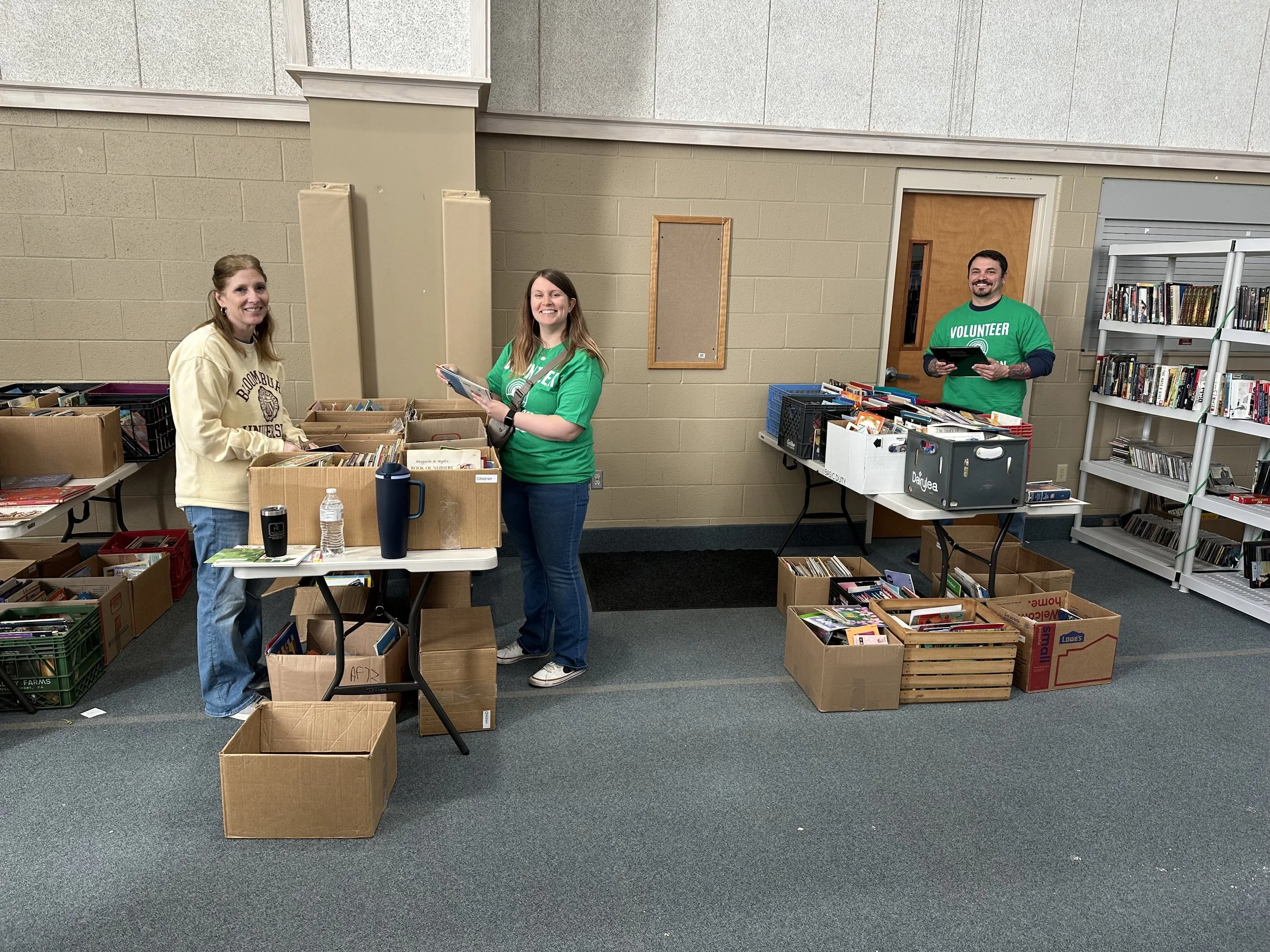 CSIU at CC Traveling Library.jpeg