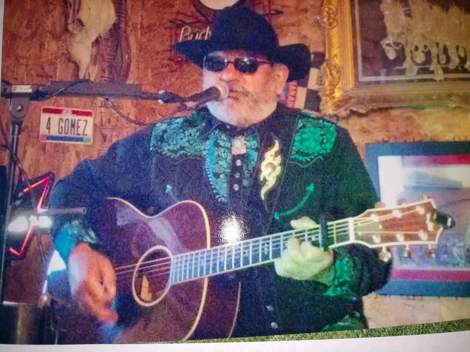 Live Music with Miguel Gomez