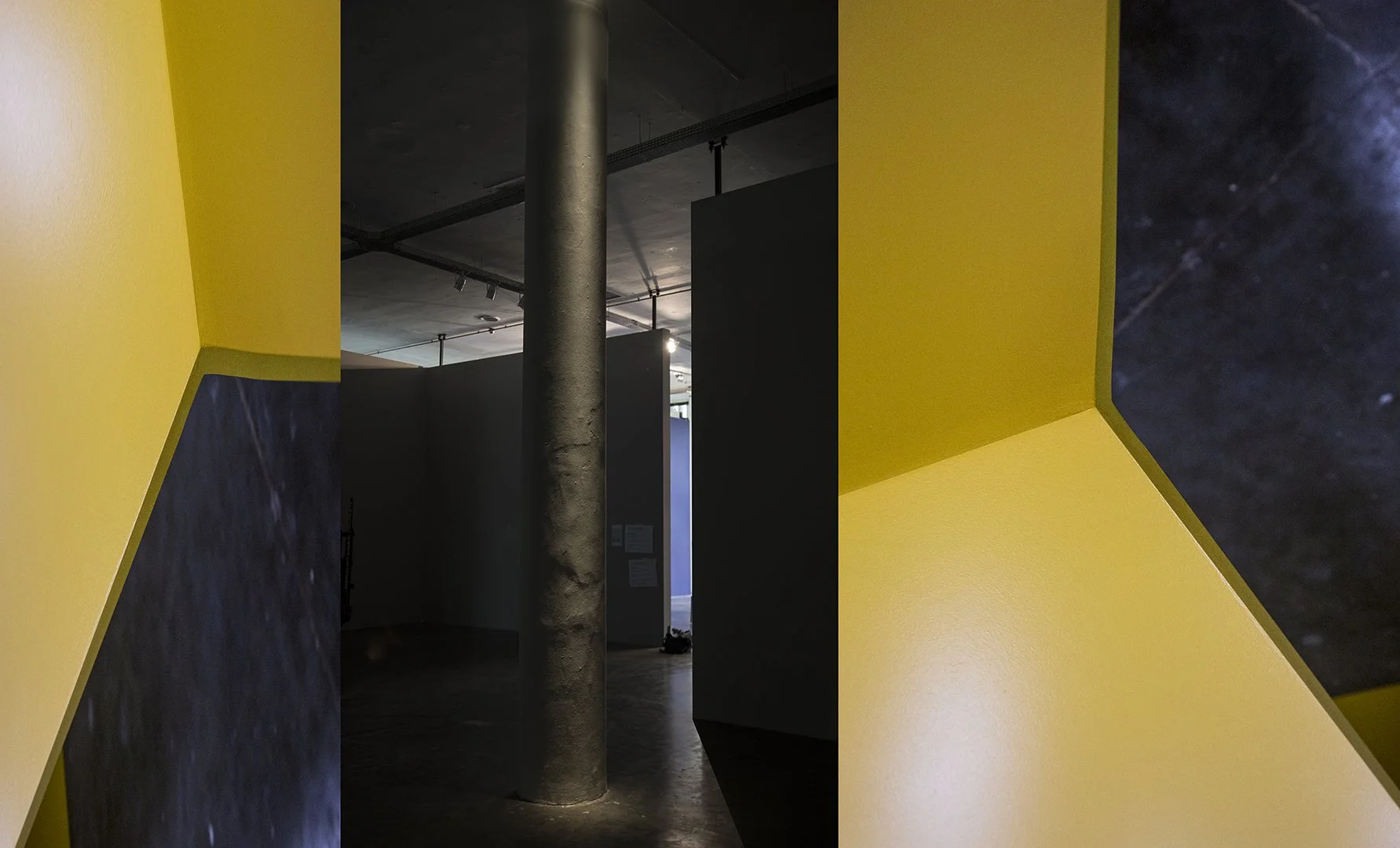 "Bienal III" (2014) | 40x75cm | Impressão Fine art papel Hahnemühle photo RAG 308gms | Edição 2/5