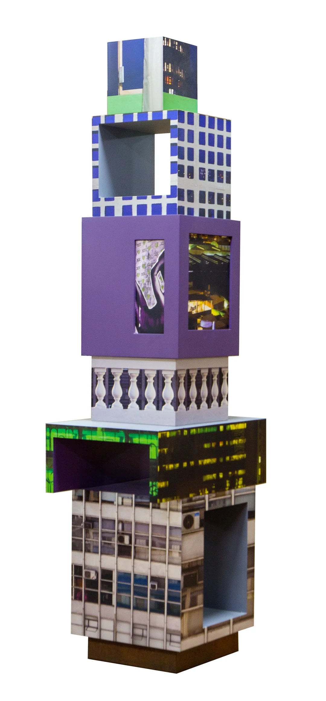 "Escultura III" (2014) | 150x50x33cm |  Impressão UV em MDF pintada em verniz | Edição 2/5