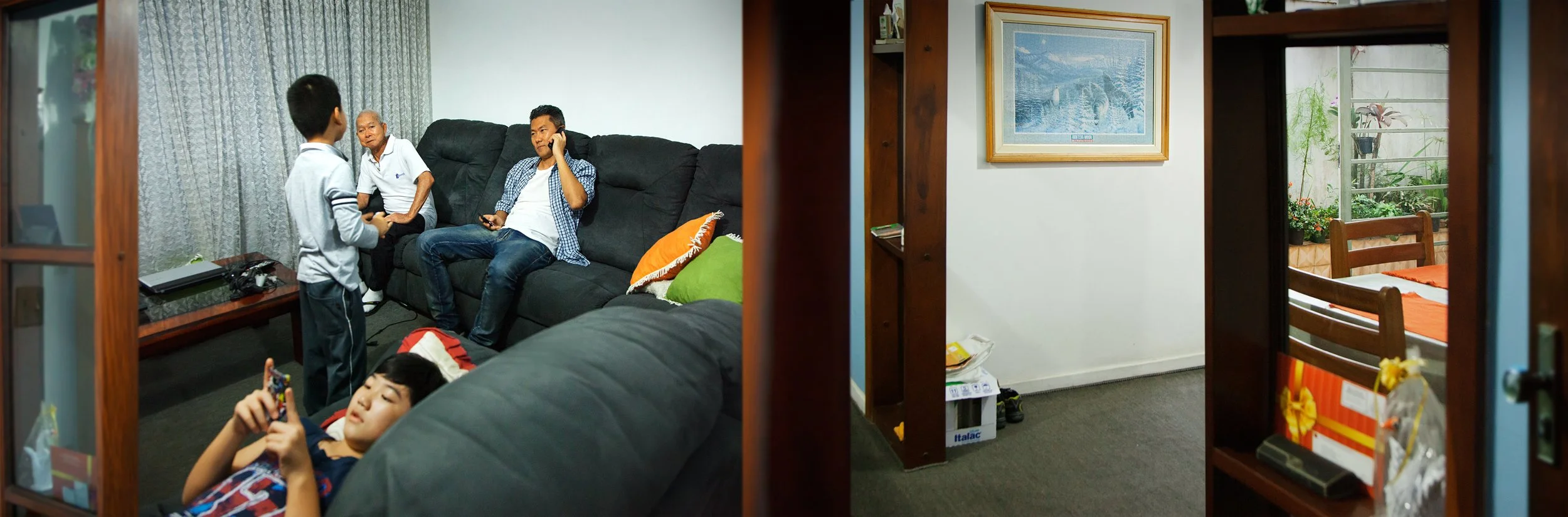 "Entrevistas XVIII" (2014) | 22x73cm | Impressão Fine art em metacrilato | Edição 2/5