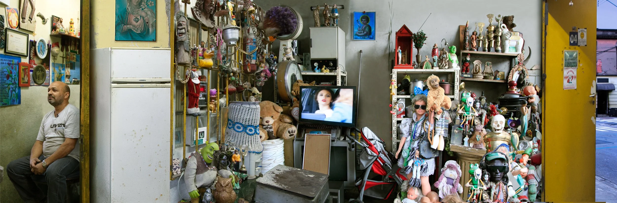 "Entrevistas XXXXIV" (2014) | 22x73cm | Impressão Fine art em metacrilato | Edição 2/5