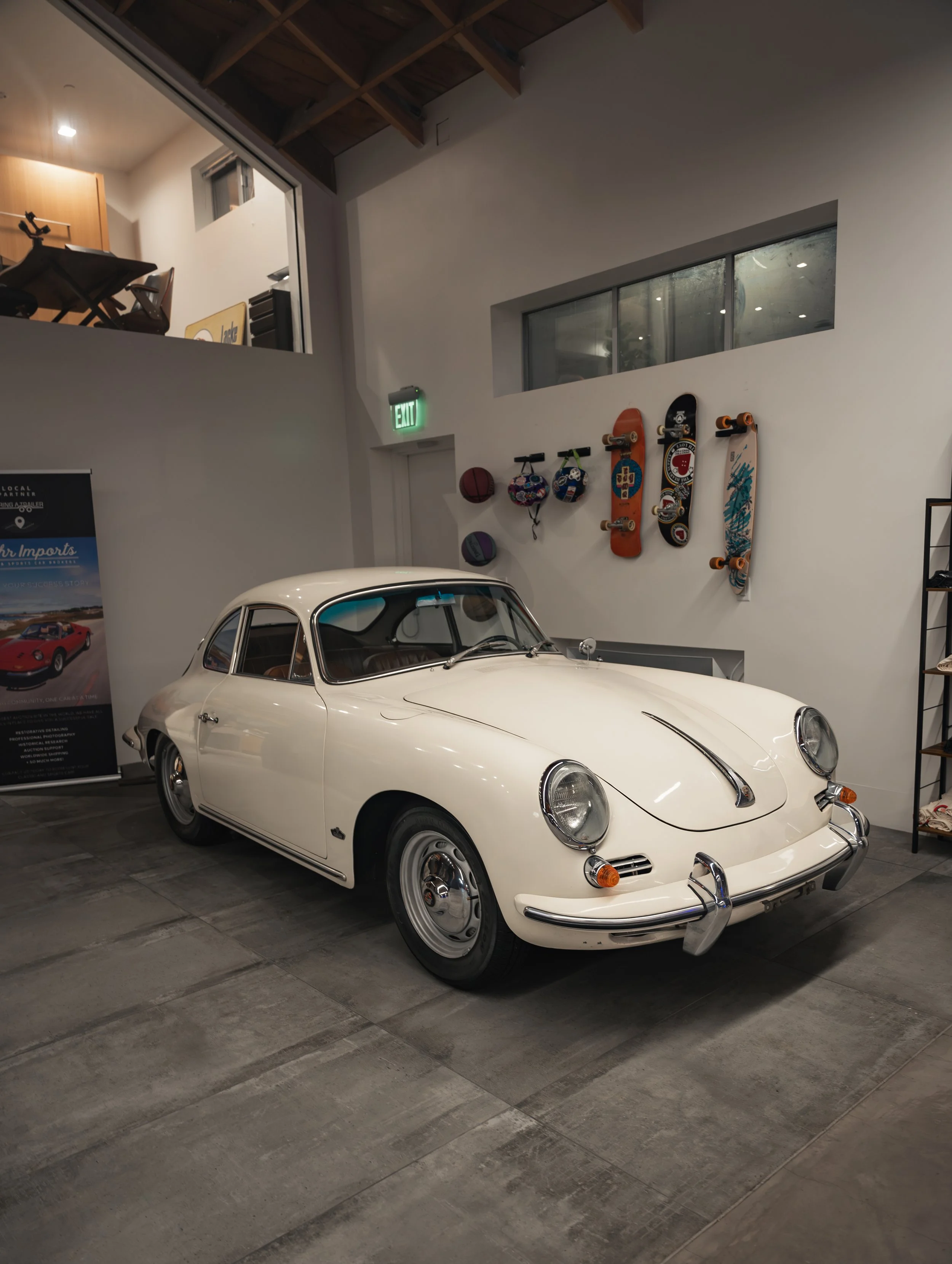 Veloce_Mohr Event-12.23.jpg