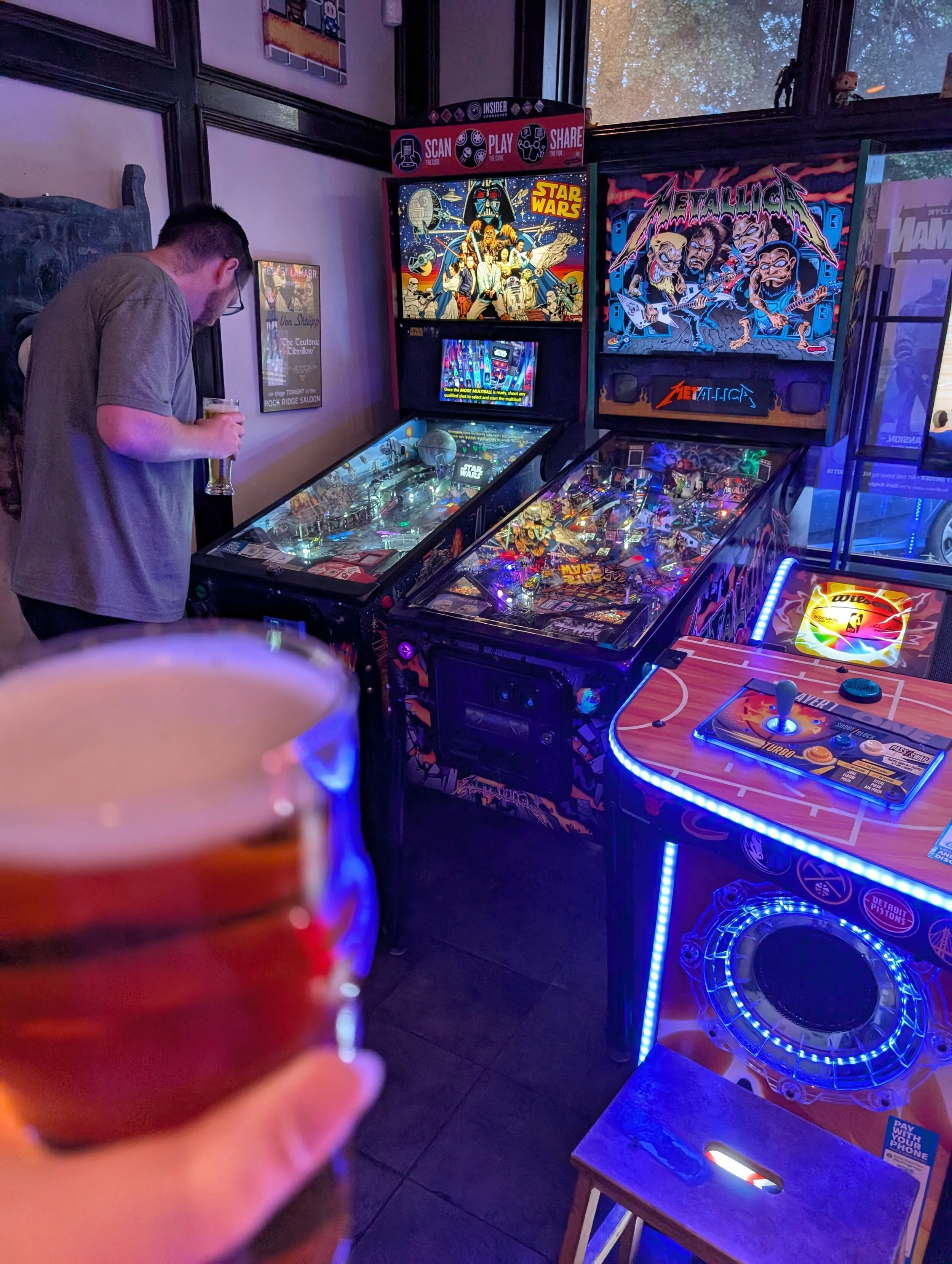 Play arcade games at My Parents' Basement