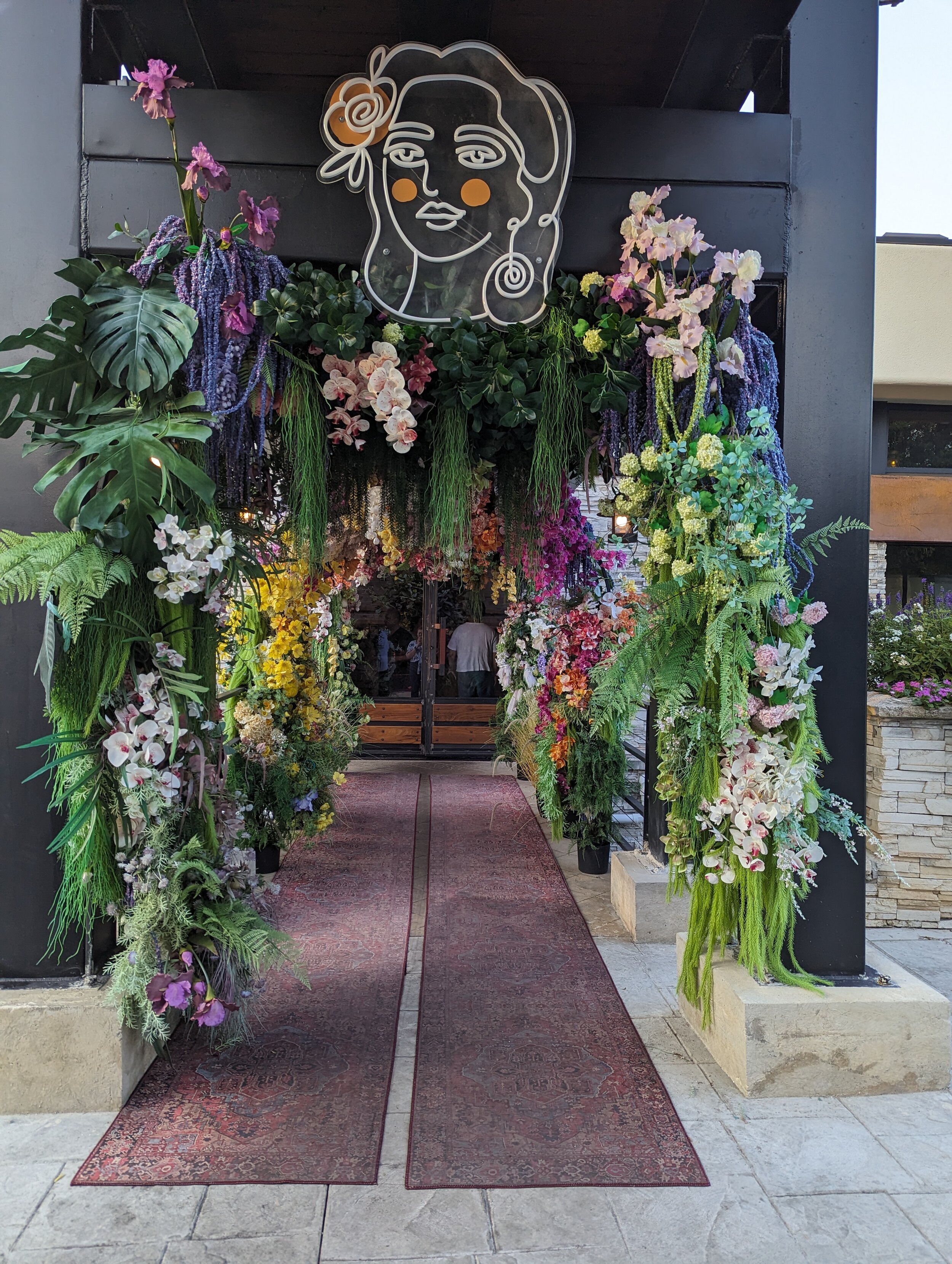 Delish apps and drinks at Delbar