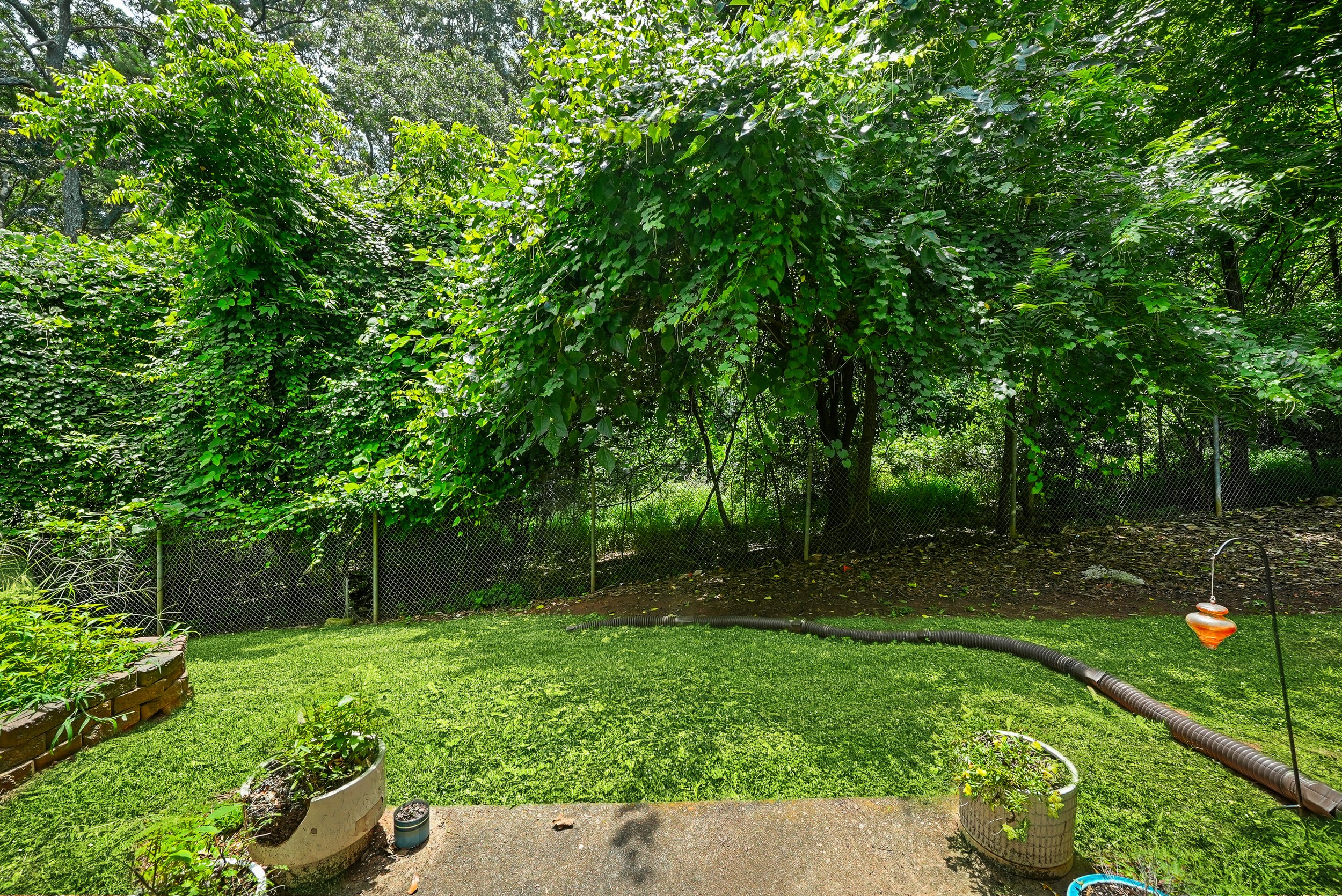 301 Stonecliff Ct-27.jpg