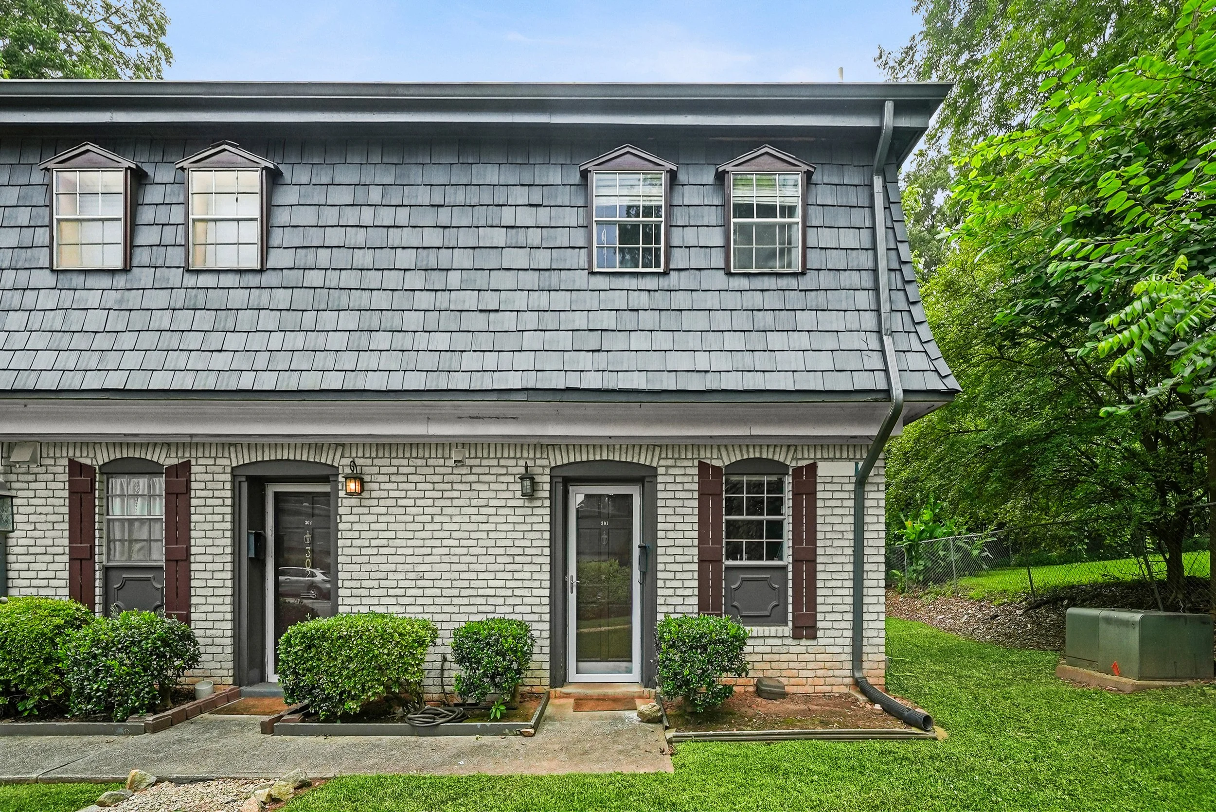 301 Stonecliff Court