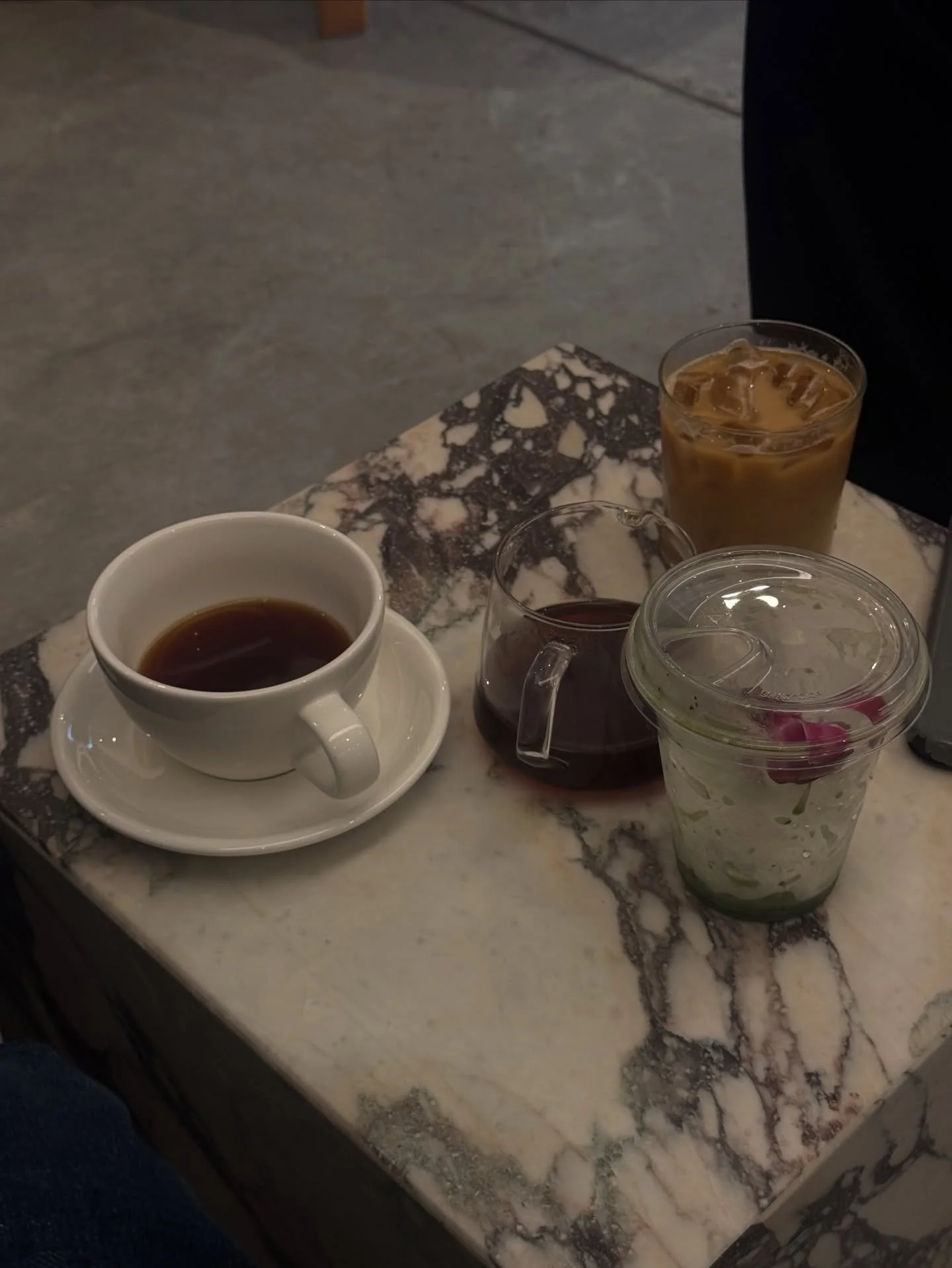 Behind the scene tasks don&rsquo;t have to live in your head, or on a &ldquo;some day&rdquo; list

From Pinterest posting and consistent blogging to newsletters and gallery submissions, a VA can take the day to day off your plate so you can stay focu