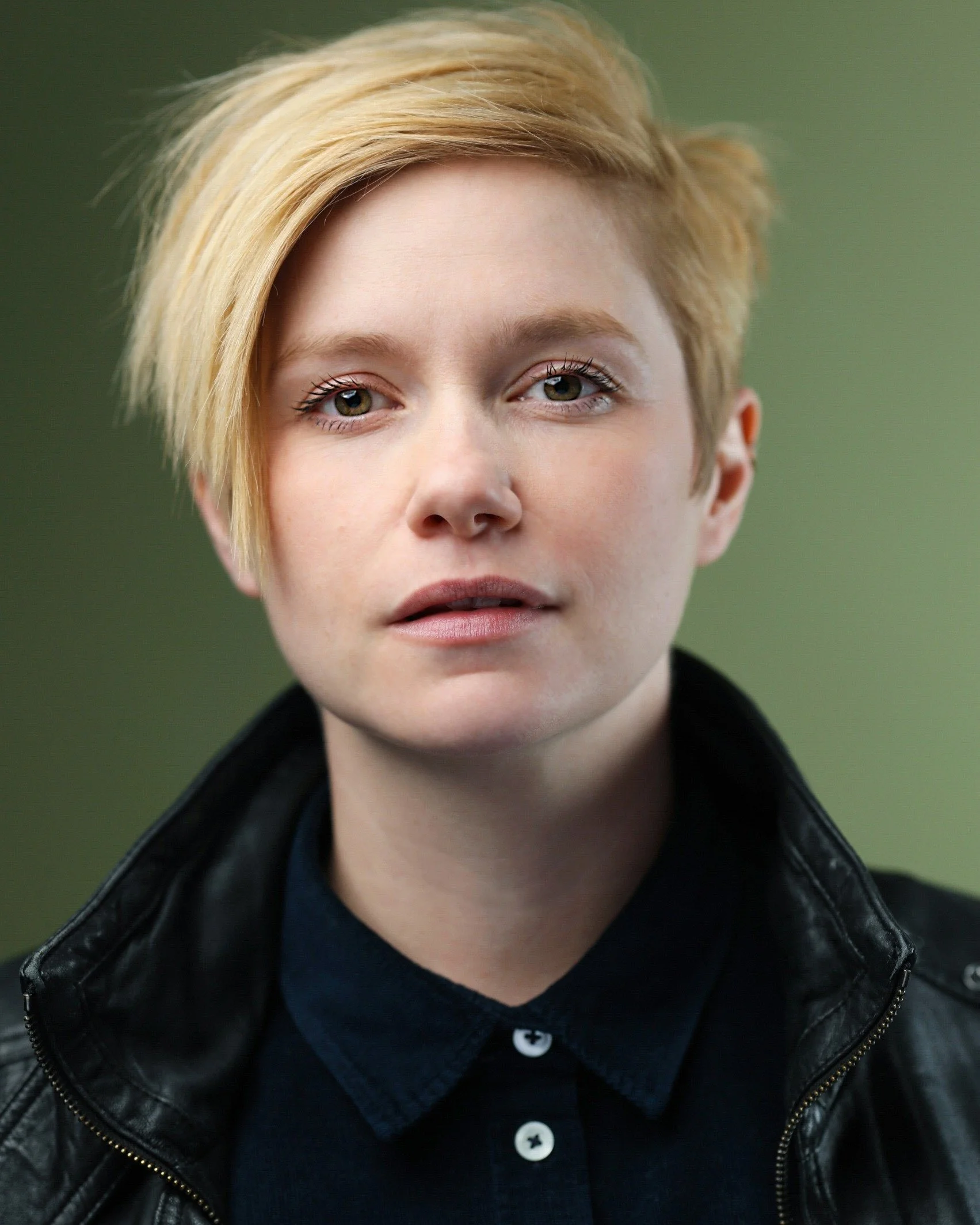Sally Hodgkiss Vivienne Clore Sally Hodgkiss Vivienne Clore